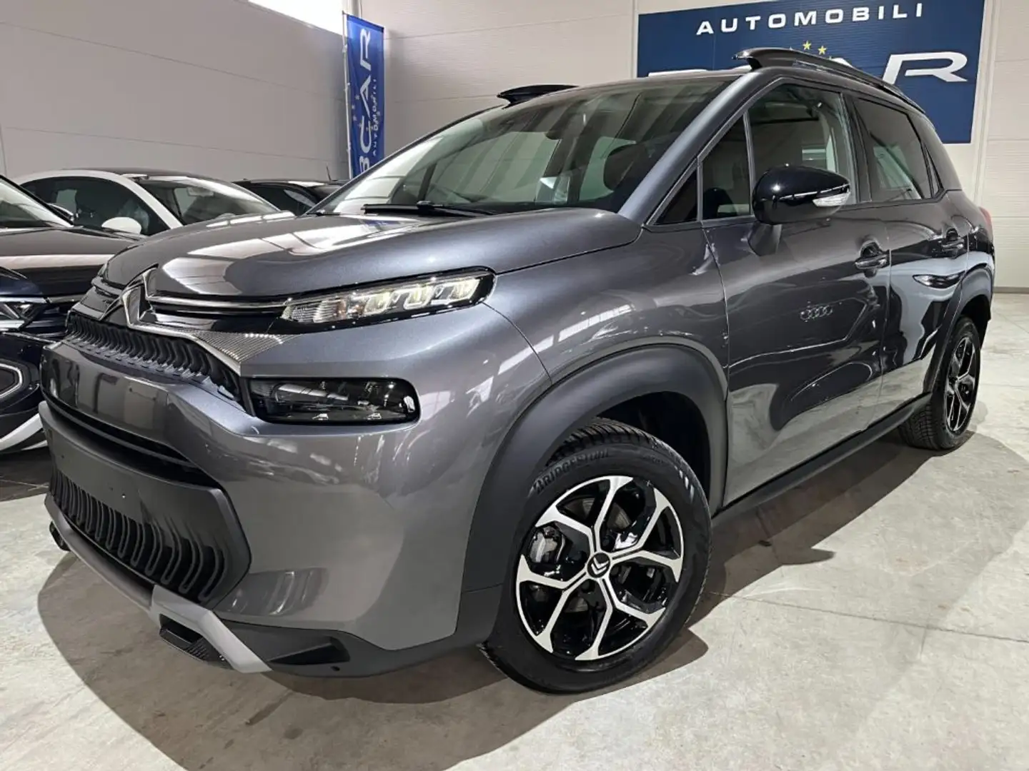 Citroen C3 Aircross 1.2 T 110CV S&S Shine Pack/NAVI/FULL LED/OK NEOPAT Šedá - 1