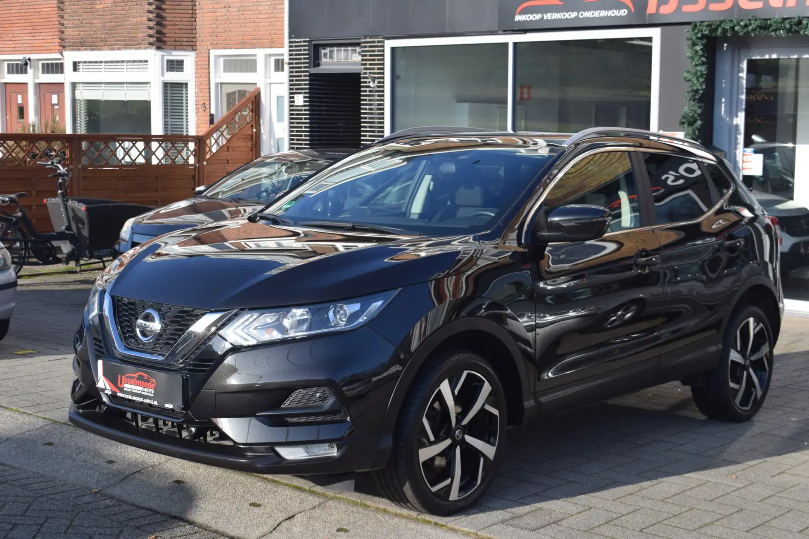 Nissan Qashqai 1.3 DIG-T Acenta Panodak Camera PDC Apple Carplay Schwarz - 2