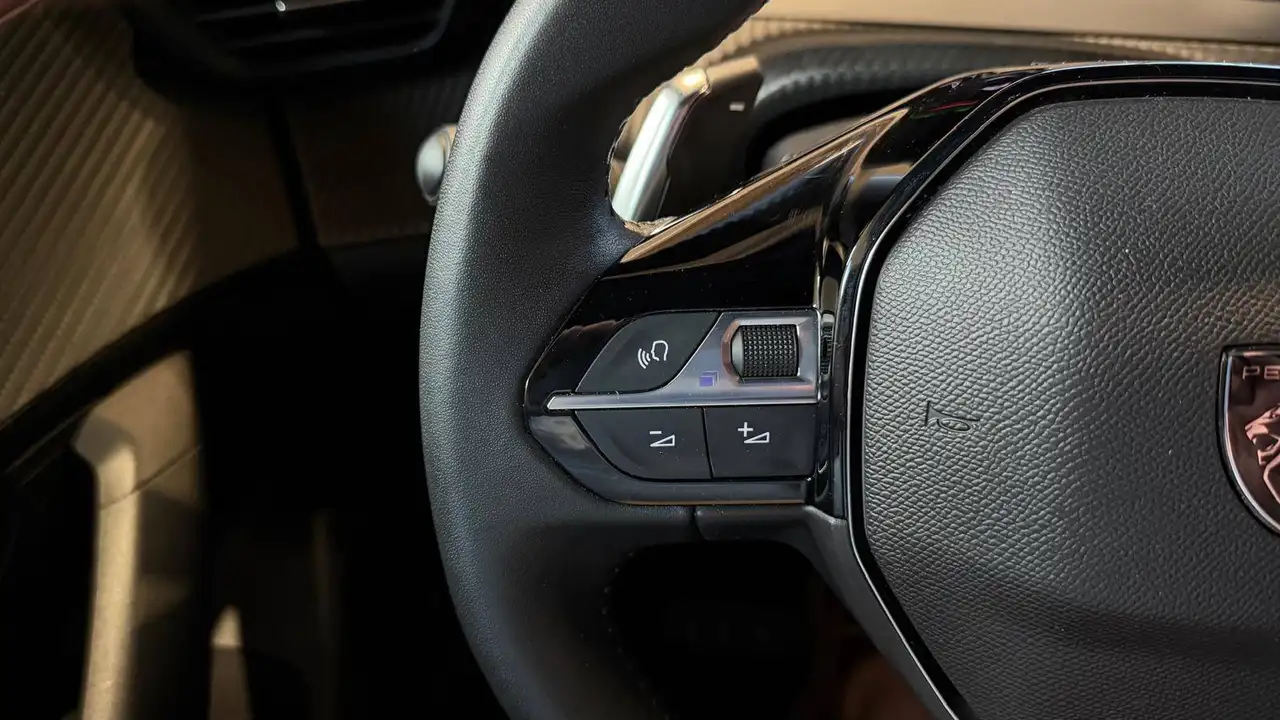 Peugeot 2008 1.2 puretech Allure *PREZZO REALE NO VINCOLI*, миниатюра 17