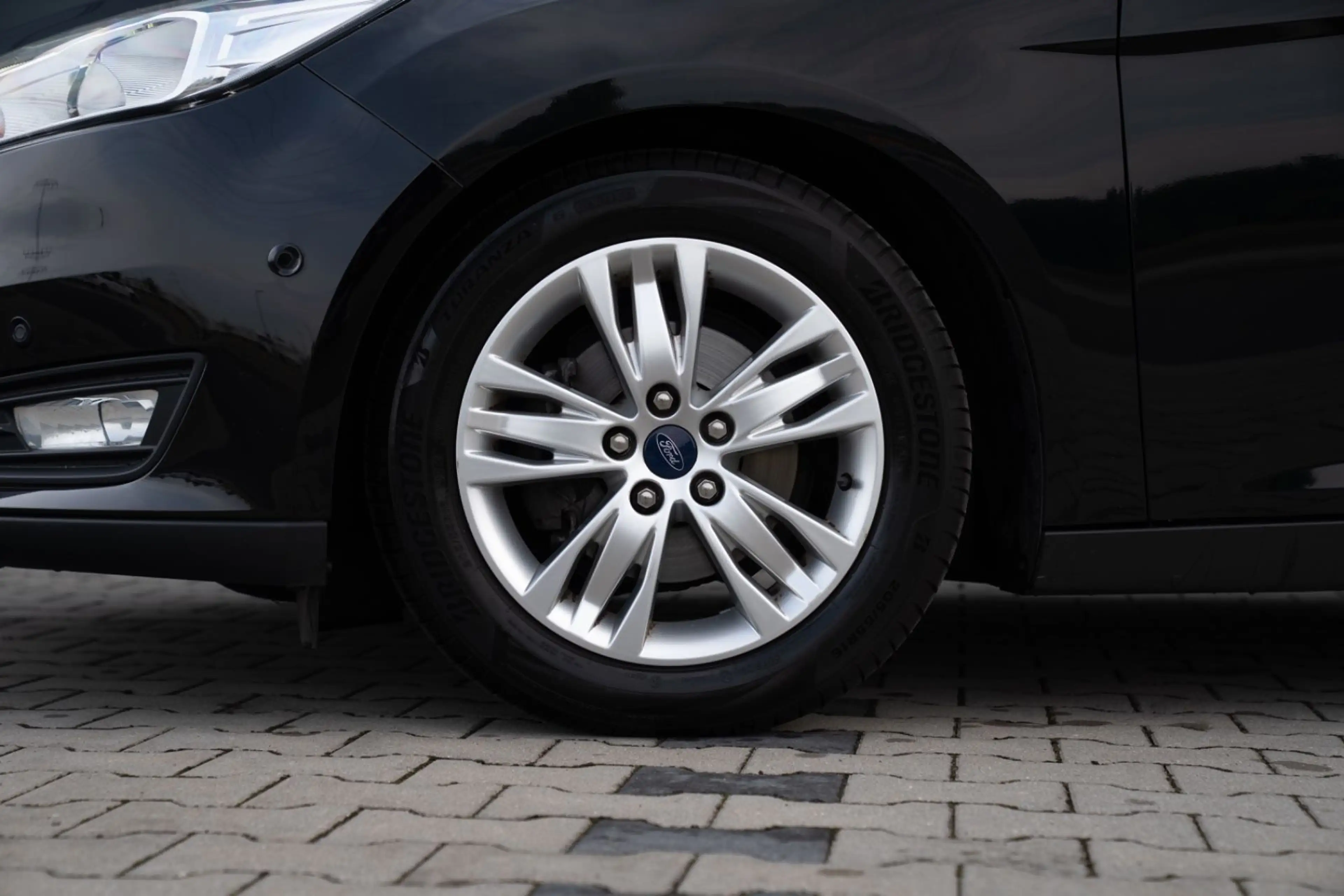 Ford Focus Turnier Business*2. HAND*RFK*SHZ*TEMP*NAV* — photo 7