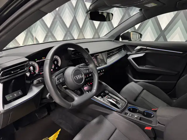 Audi A3 view 13