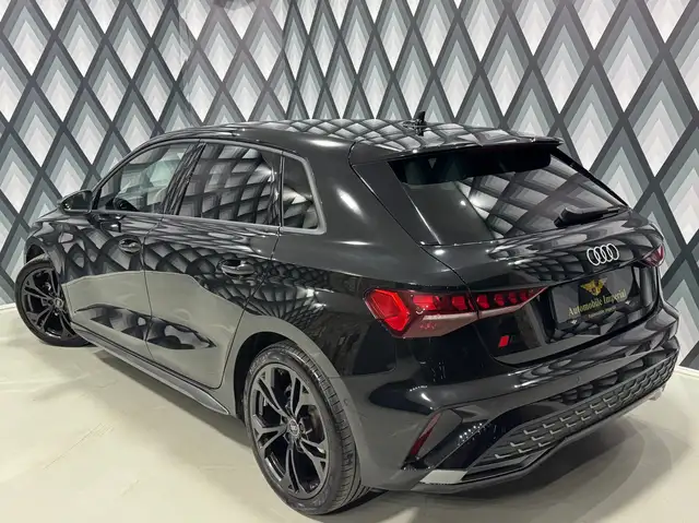 Audi A3 view 3