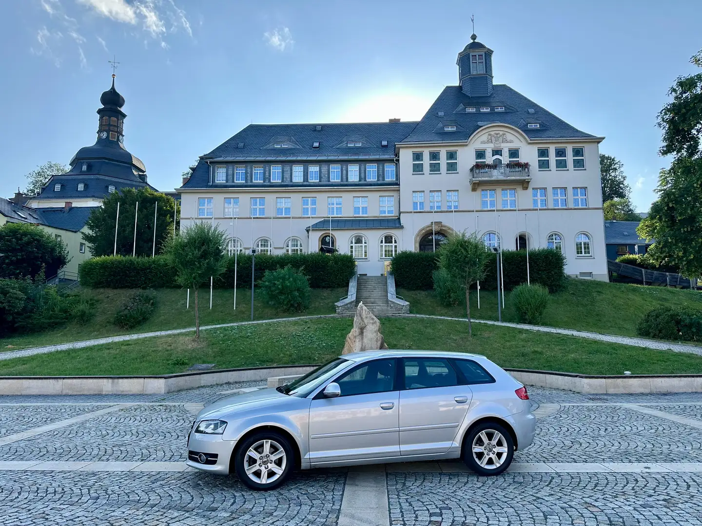 Audi A3 Sportback 1.6 TDI Attraction TÜV NEU SR + WR Gris - 1