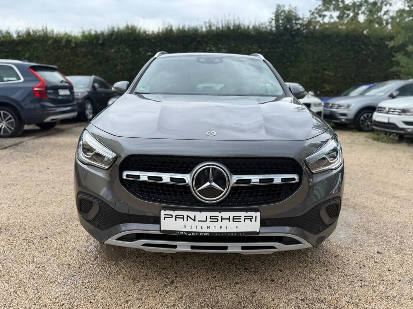 Mercedes-Benz GLA 180 GLA180d Aut Widescreen LED Navi Leder Kamera Gris - 2