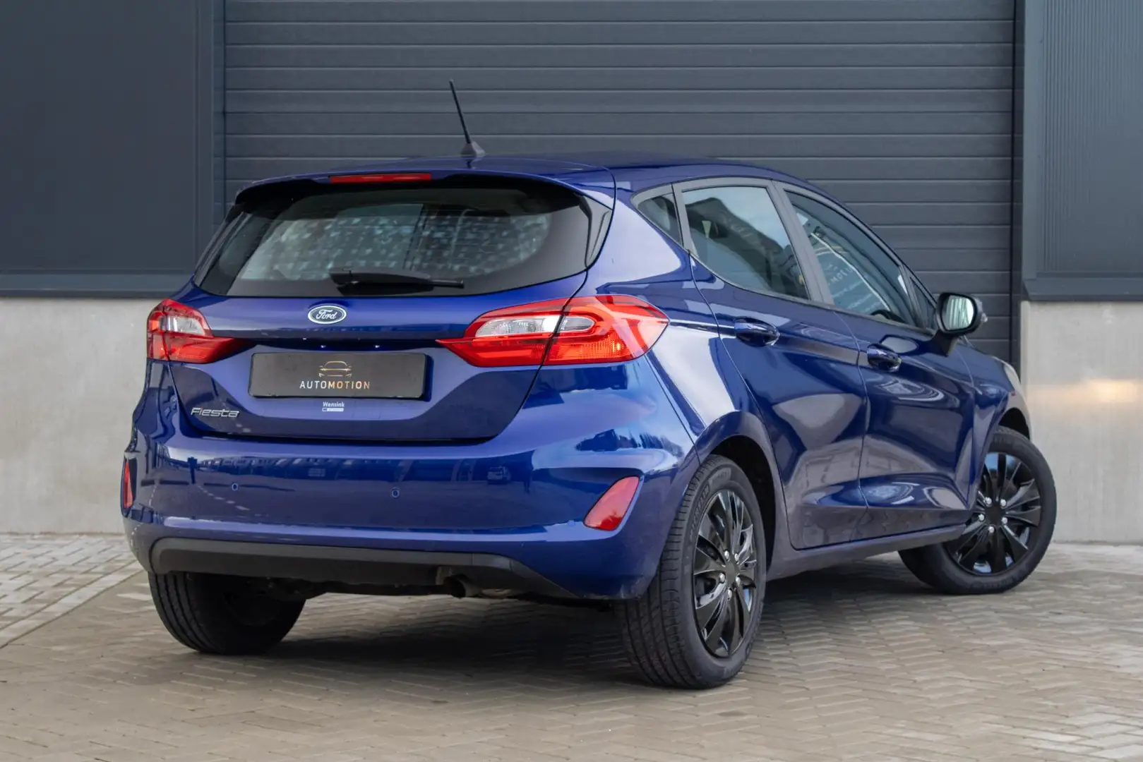 Ford Fiesta 1.1 Trend Carplay Parkeersensor Lane Assist Blauw - 2