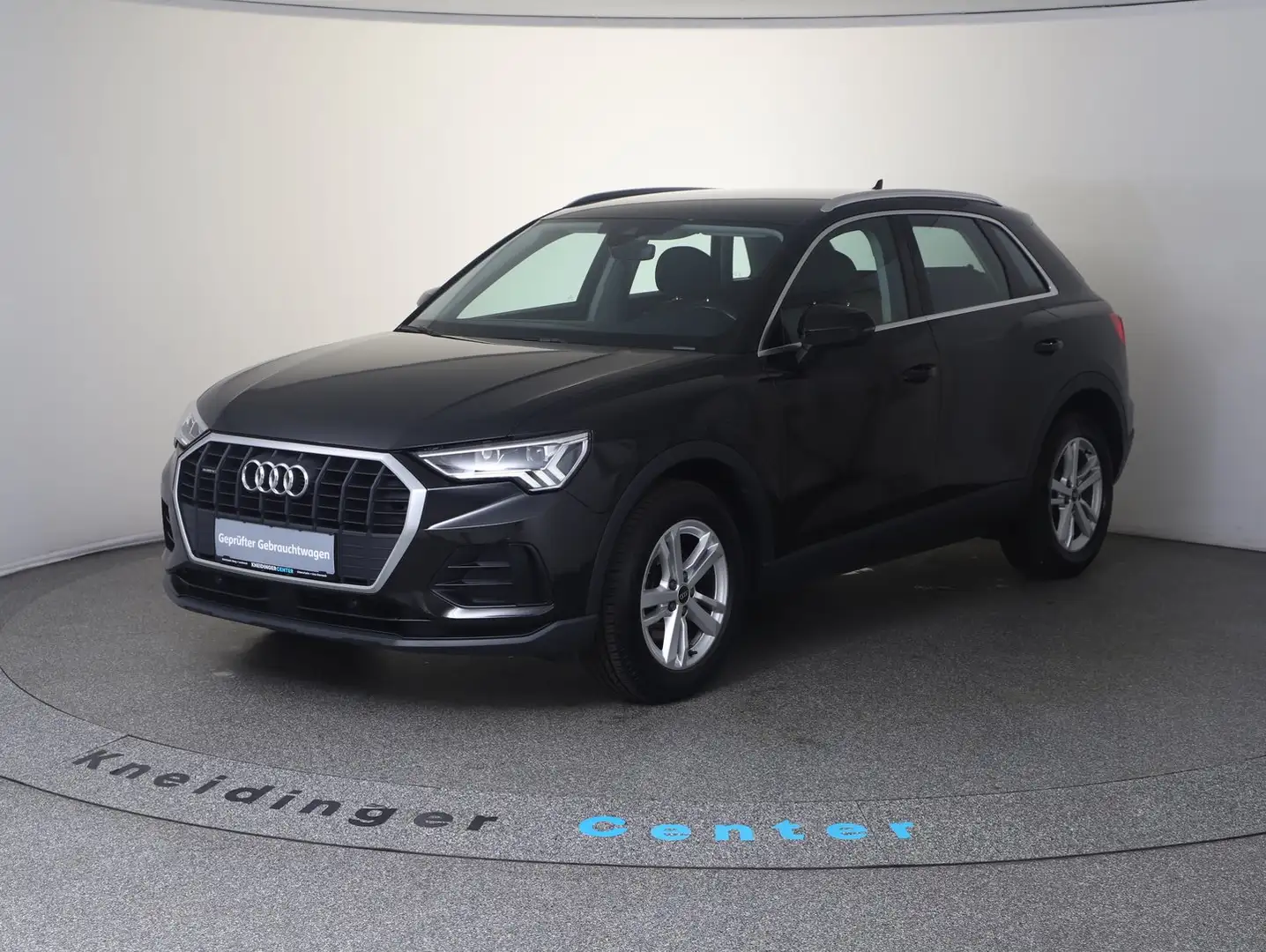 Audi Q3 35 TDI quattro intense Schwarz - 2