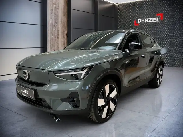 Volvo EC40 Single Ultra Dark