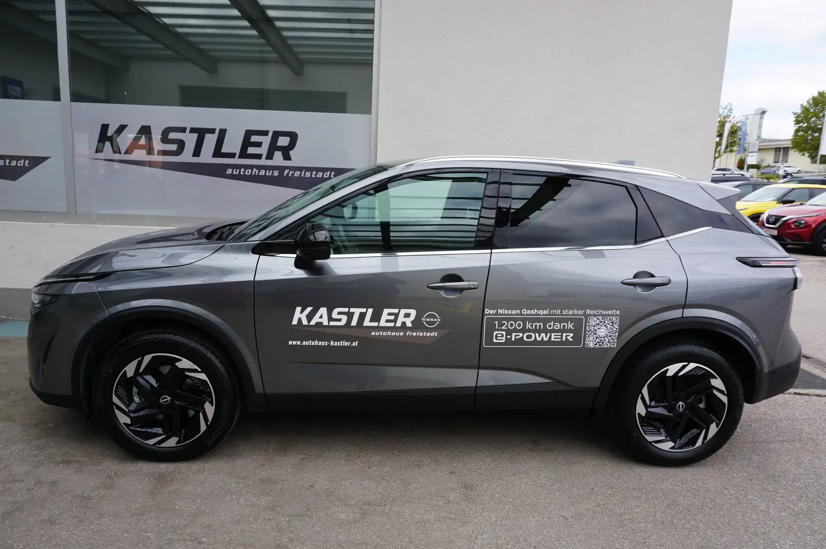 Nissan Qashqai Qashqai N-Connecta 1,5T e-Power 205PS Vollhybrid Grau - 2