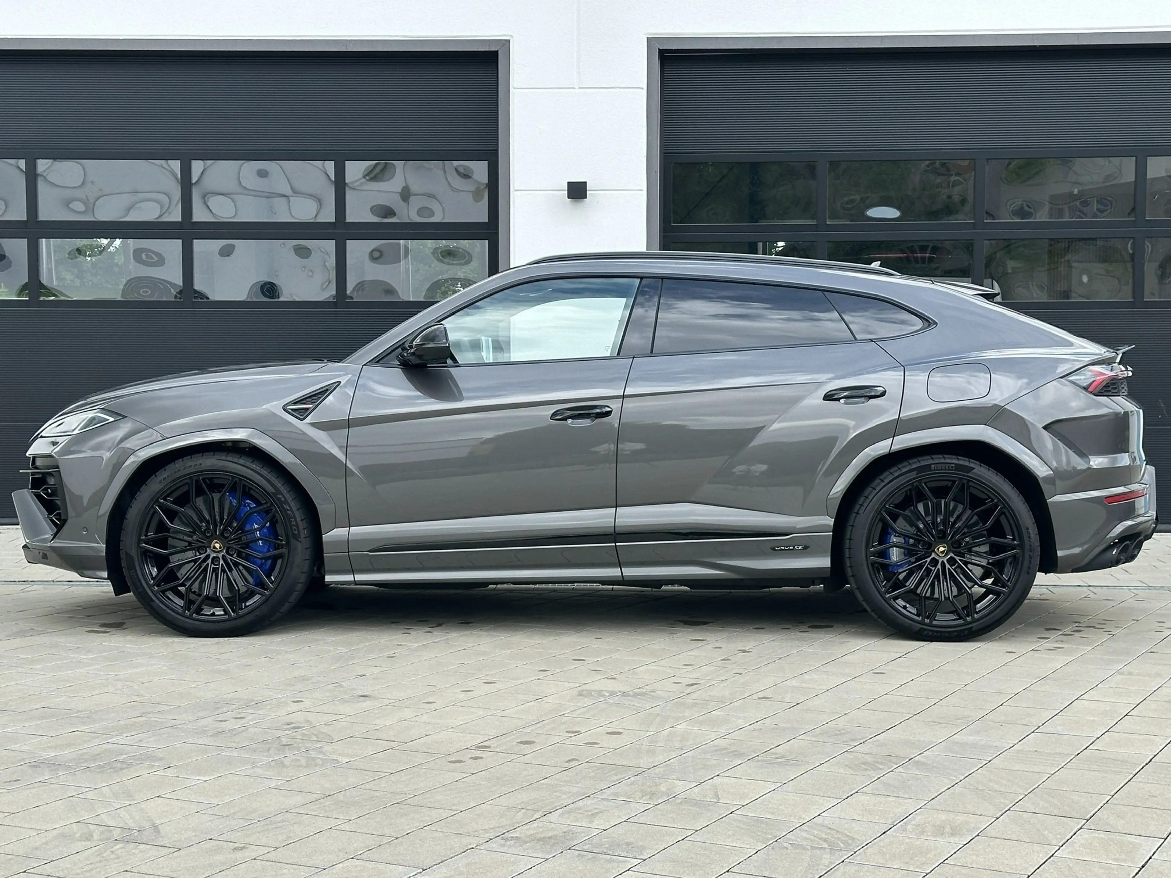 Lamborghini Urus Urus SE *STOCK*B&O*STYLE*PANO*NOW*READY — photo 4