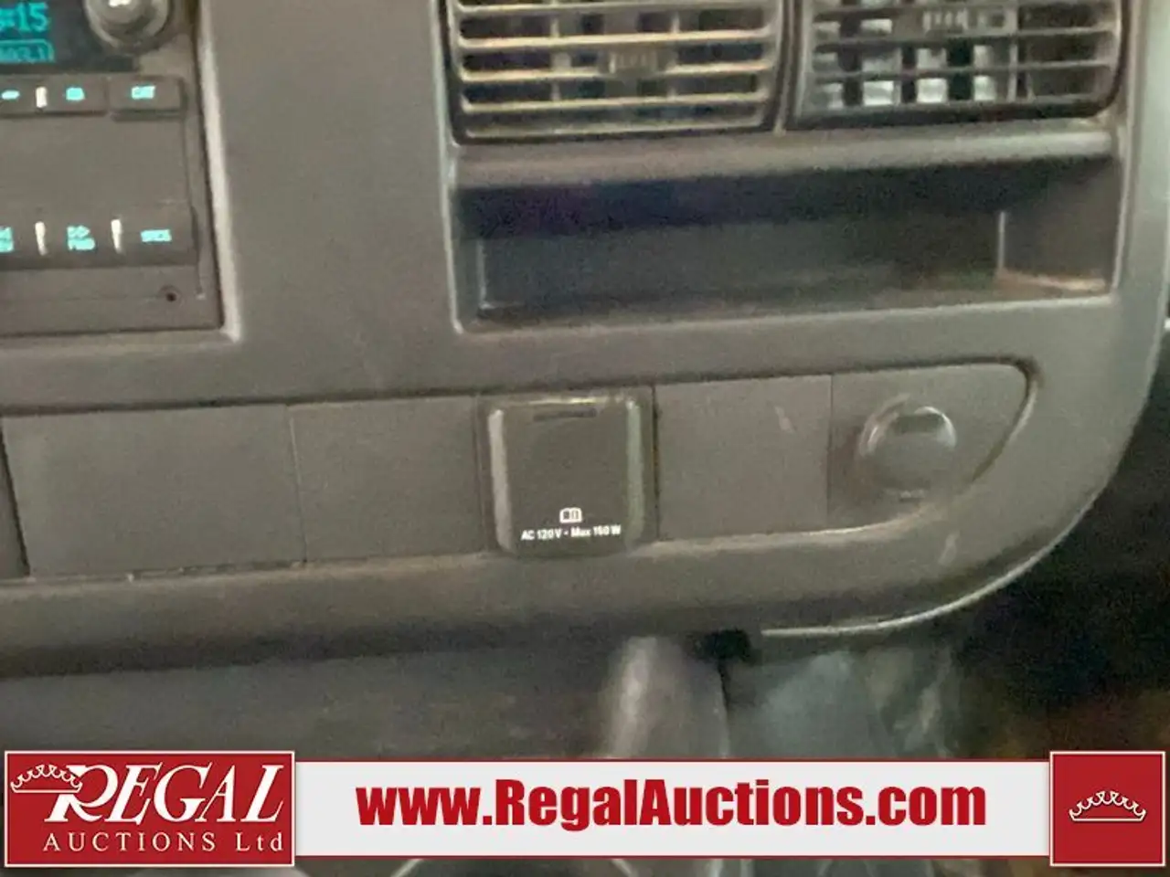 GMC Savana снимка GMC Savana