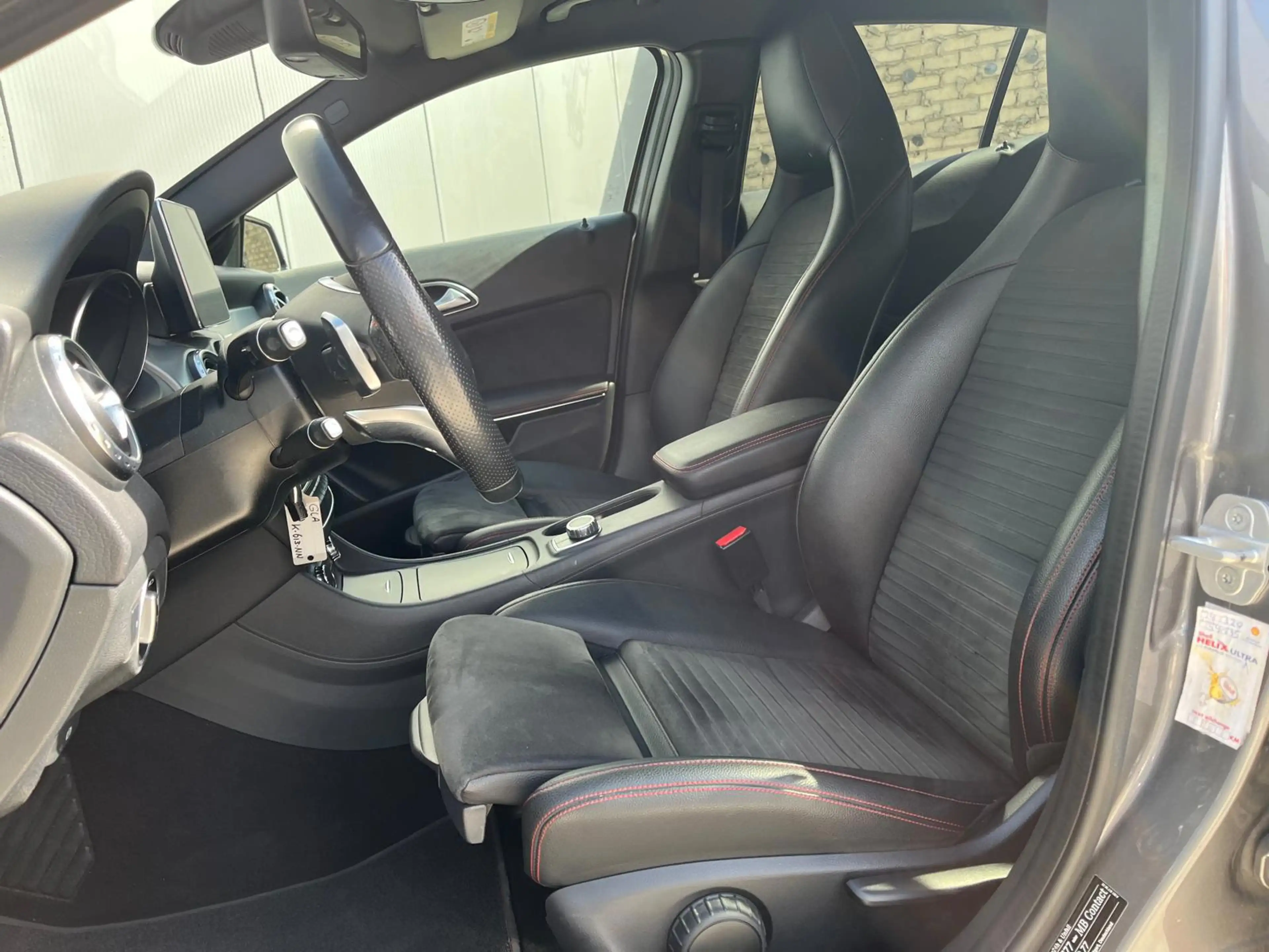Mercedes-Benz GLA 180 Prestige AMG Automaat | Adaptive Cruise Control | — photo 8