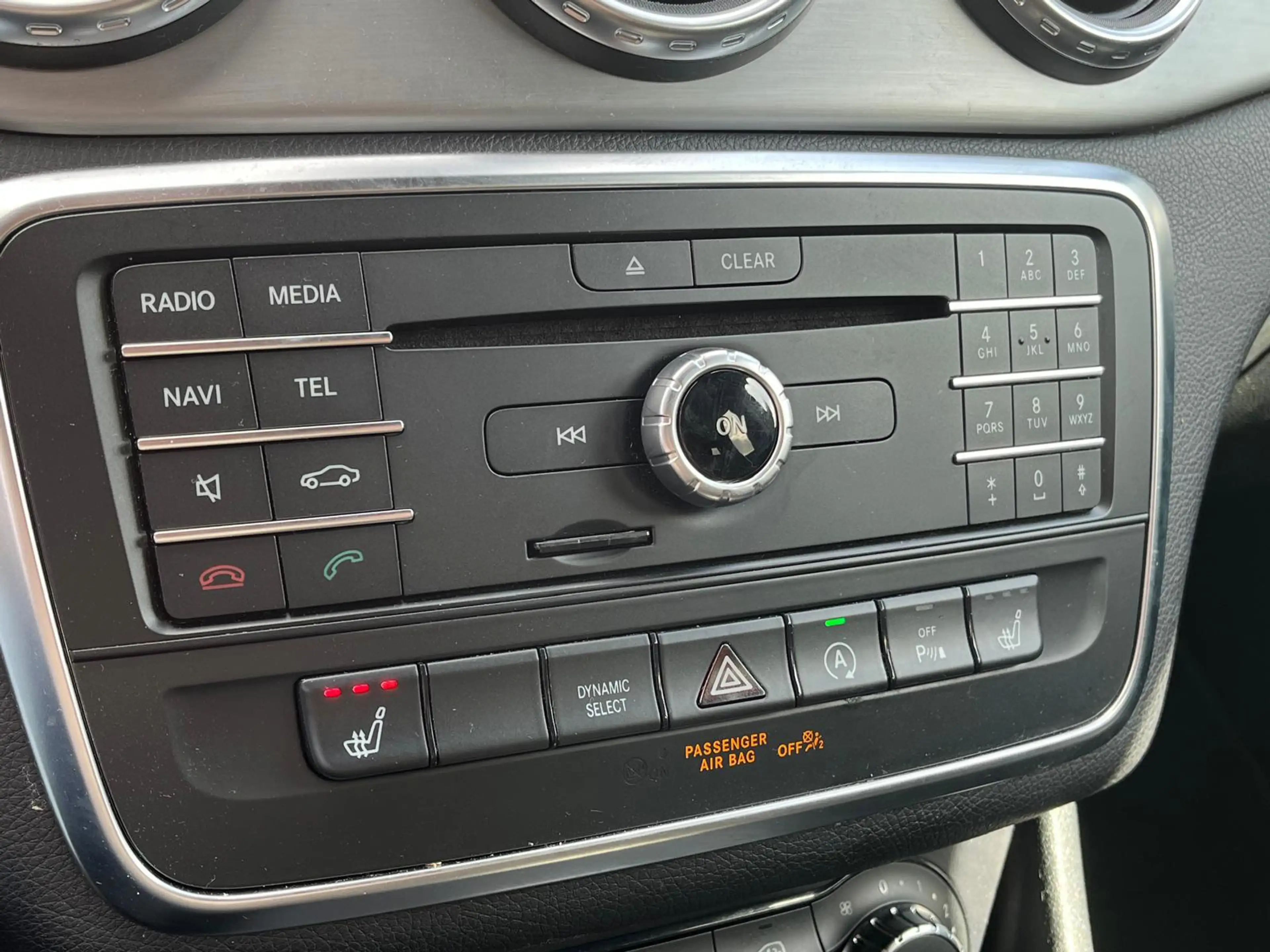 Mercedes-Benz GLA 180 Prestige AMG Automaat | Adaptive Cruise Control | — photo 26
