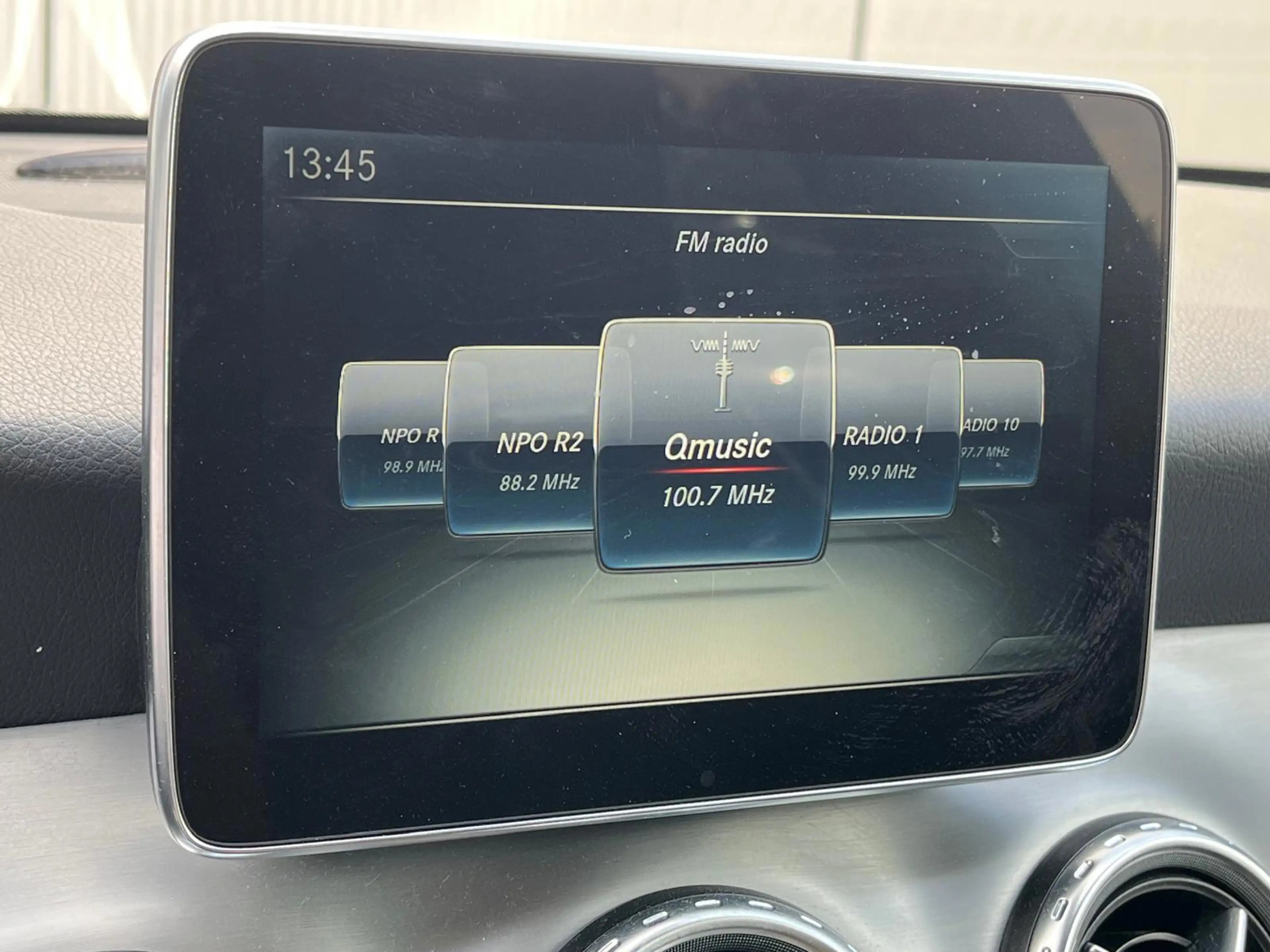 Mercedes-Benz GLA 180 Prestige AMG Automaat | Adaptive Cruise Control | — photo 23