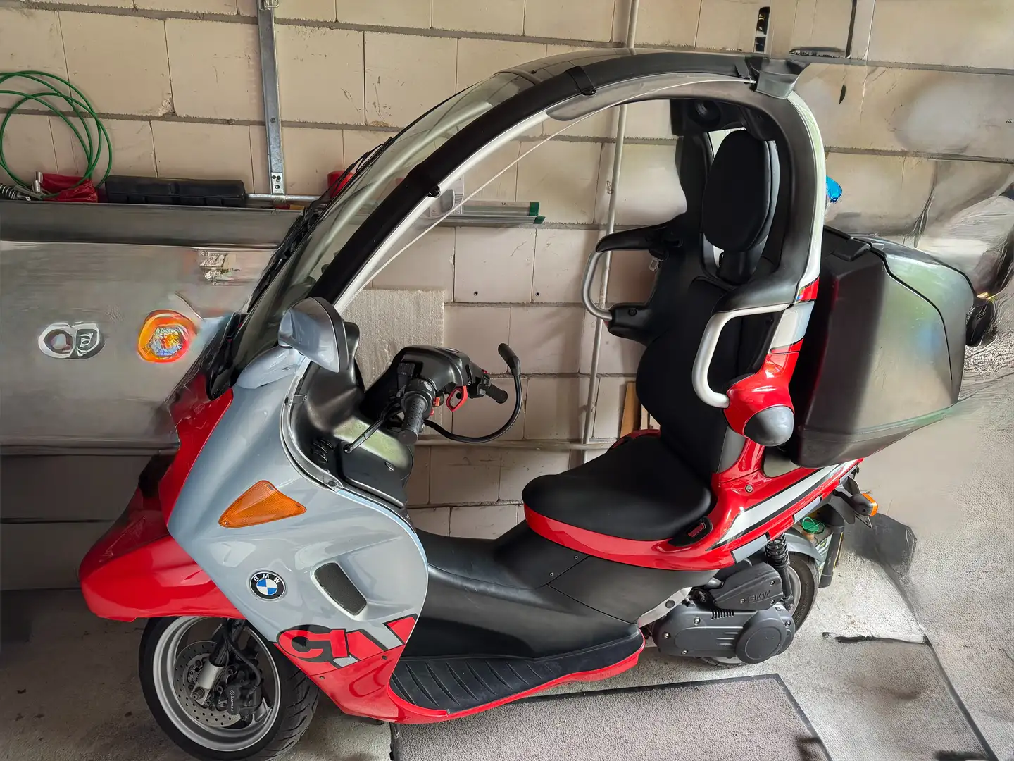 BMW C1 Rood - 1