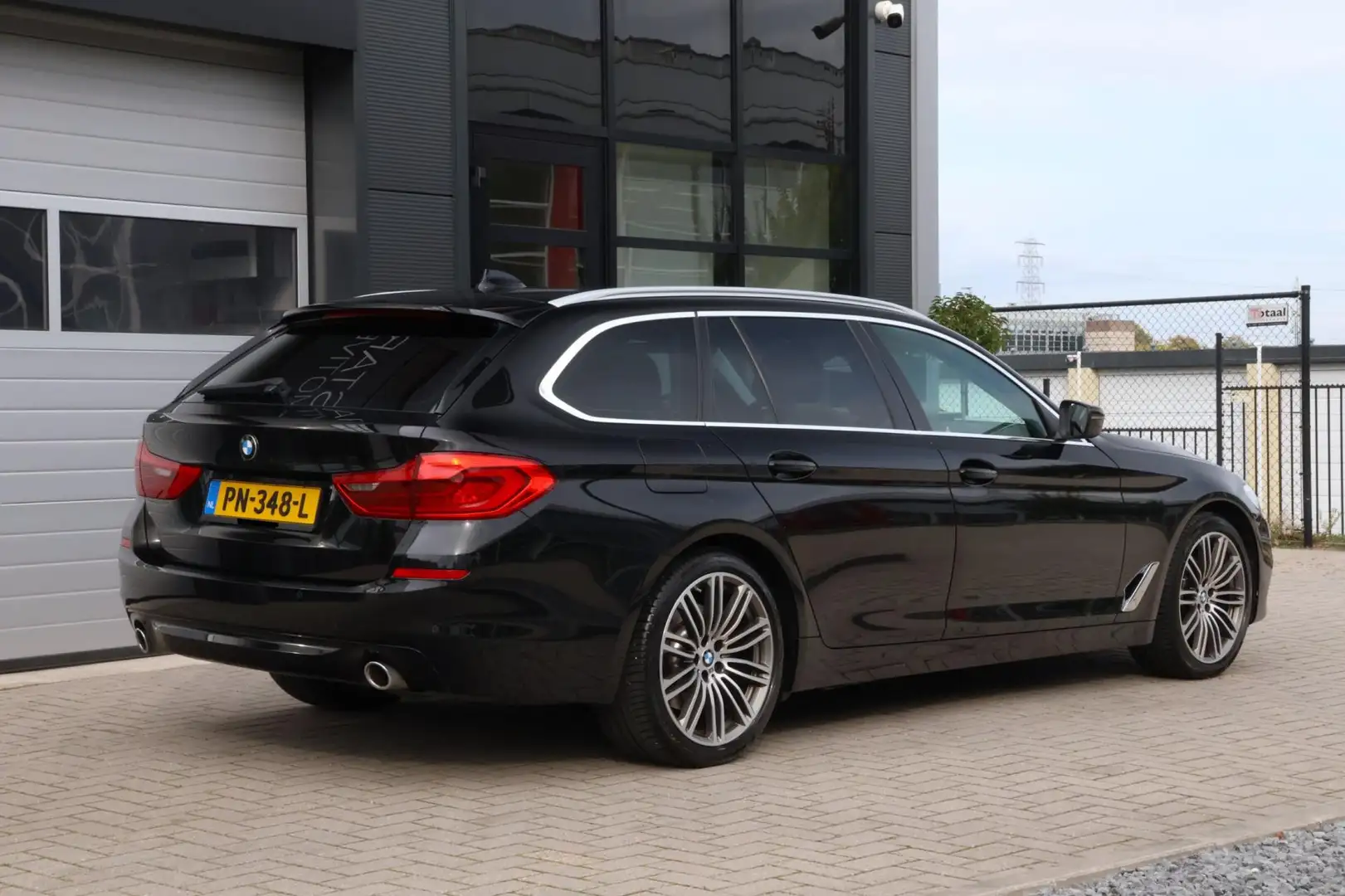 BMW 520 5-serie Touring 520d Executive |Display key | Bijz Zwart - 2