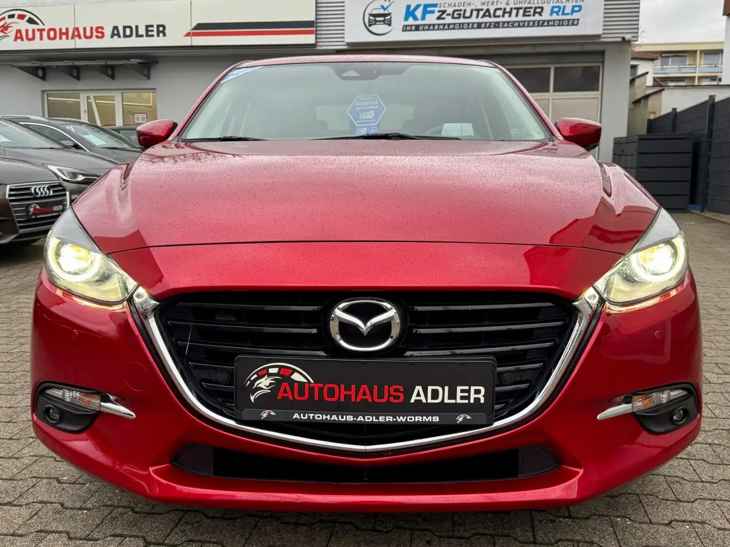 Mazda 3 2.0 Sports-Line*2HD*AUTOM*NAV*KAM*HUP*LED*BOSE Rouge - 2