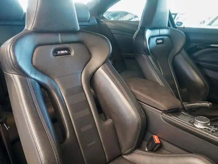BMW M4 2018, foto 21