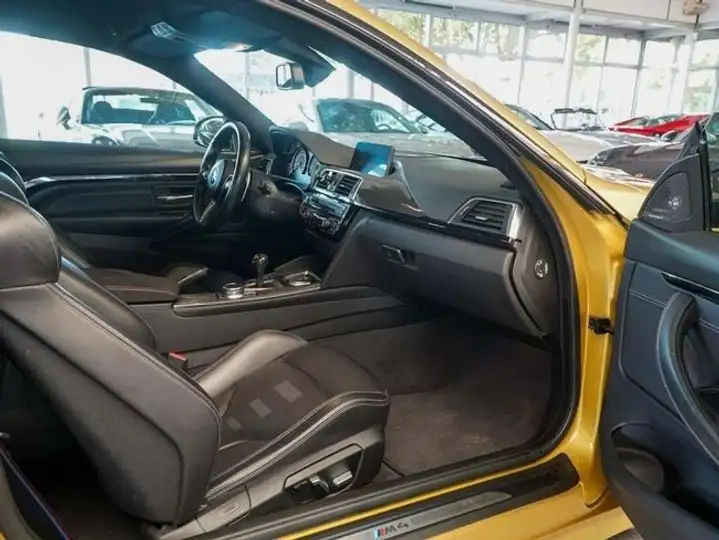 BMW M4 2018, foto 23