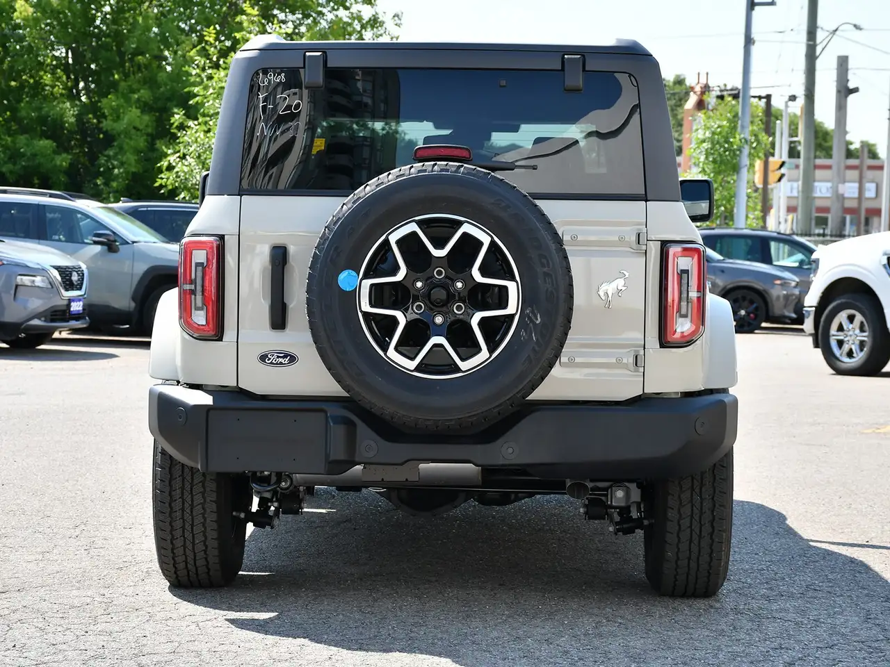 Ford Bronco photo Ford Bronco