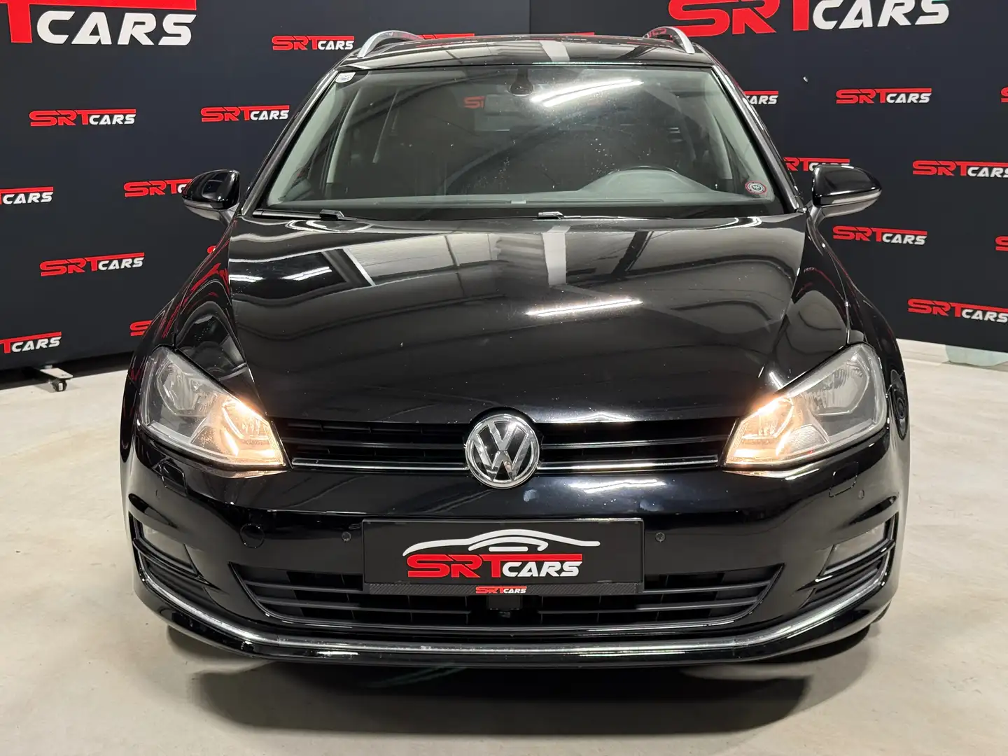 Volkswagen Golf Variant 1,6 TDI Lounge BMT Kombi *Navi*ACC*Klima* Schwarz - 2