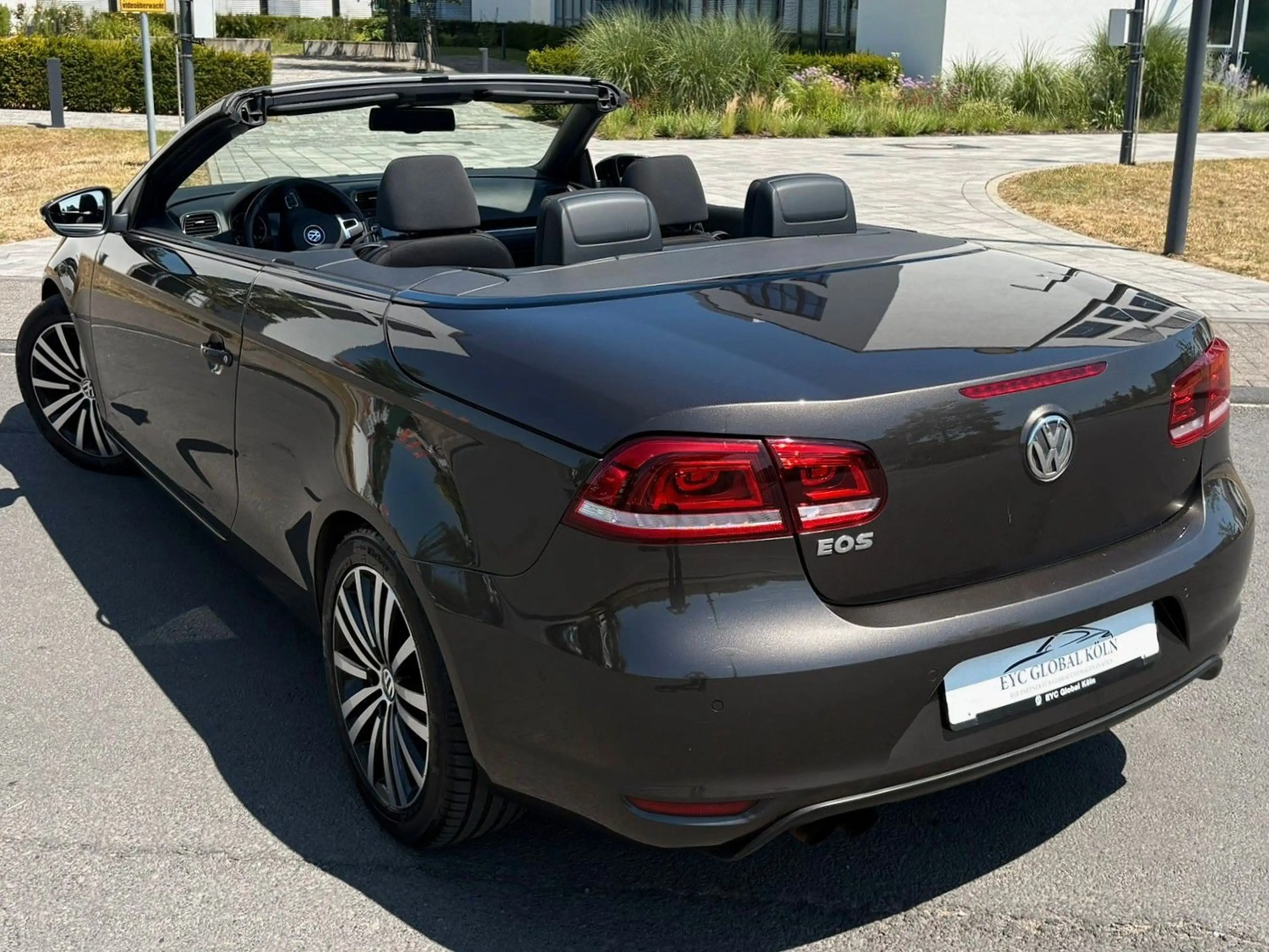 Volkswagen Eos Sport-Paket Black Style Premium,Pano,Autom — photo 10