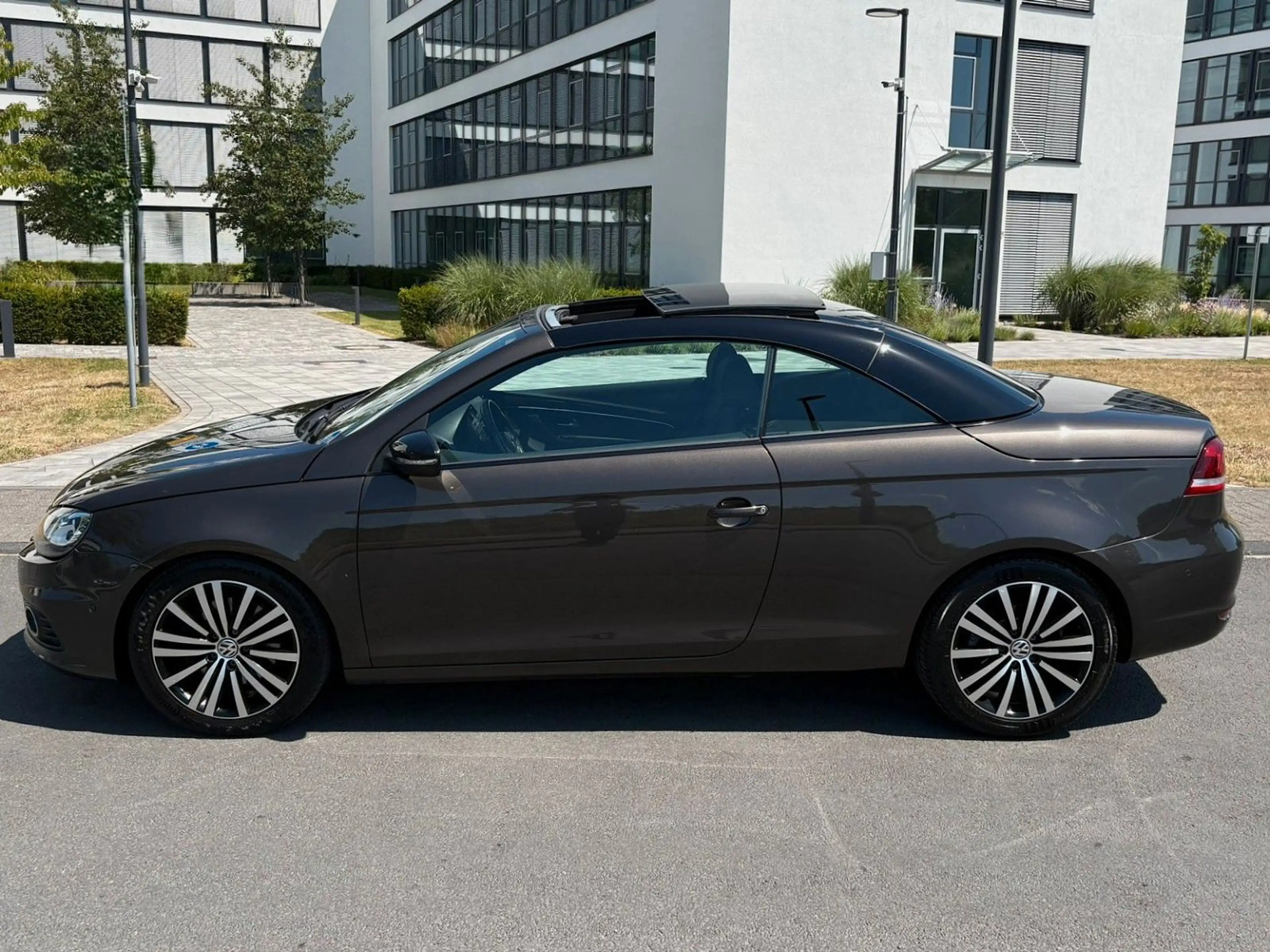 Volkswagen Eos Sport-Paket Black Style Premium,Pano,Autom — photo 5