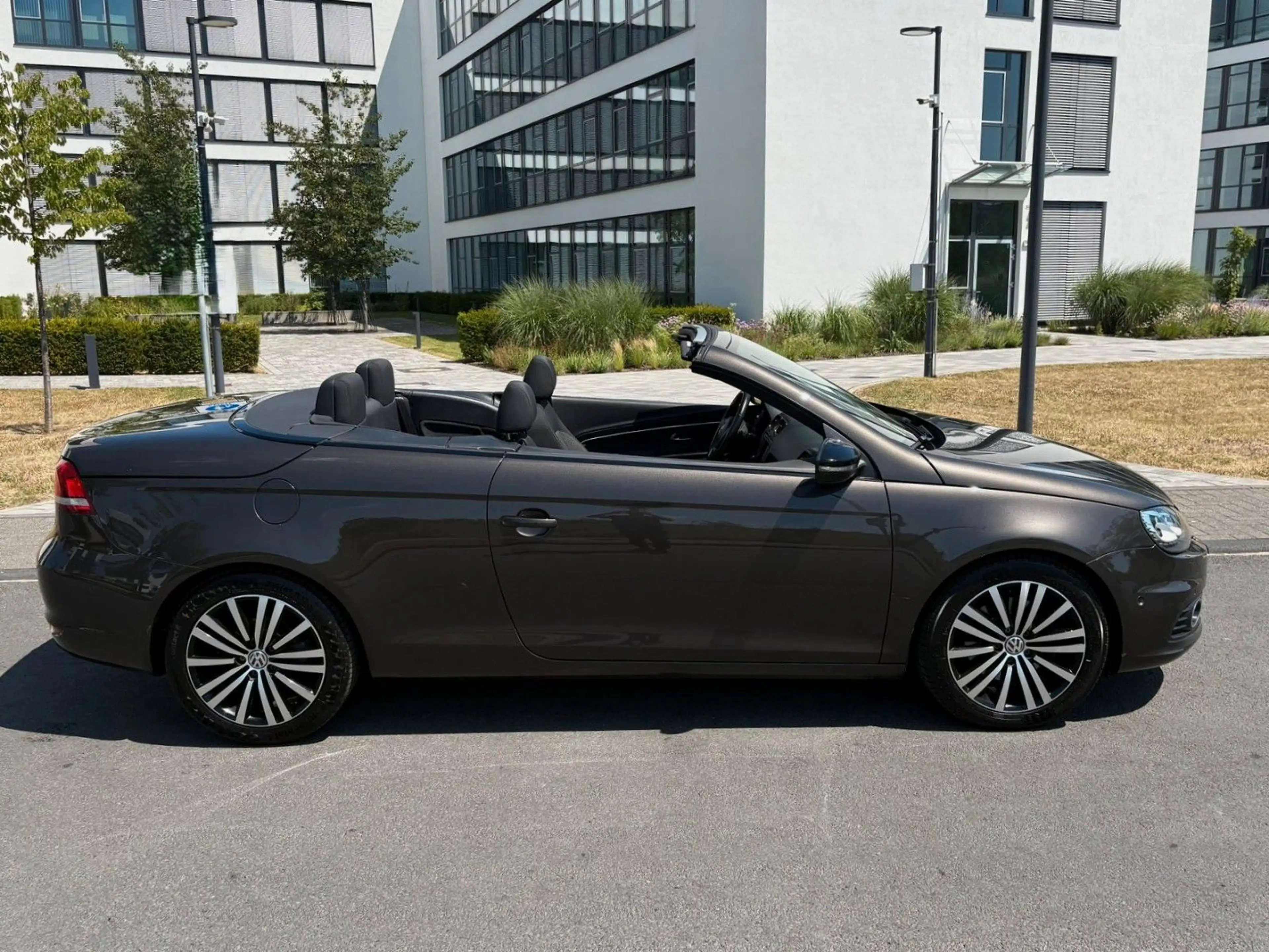 Volkswagen Eos Sport-Paket Black Style Premium,Pano,Autom — photo 13