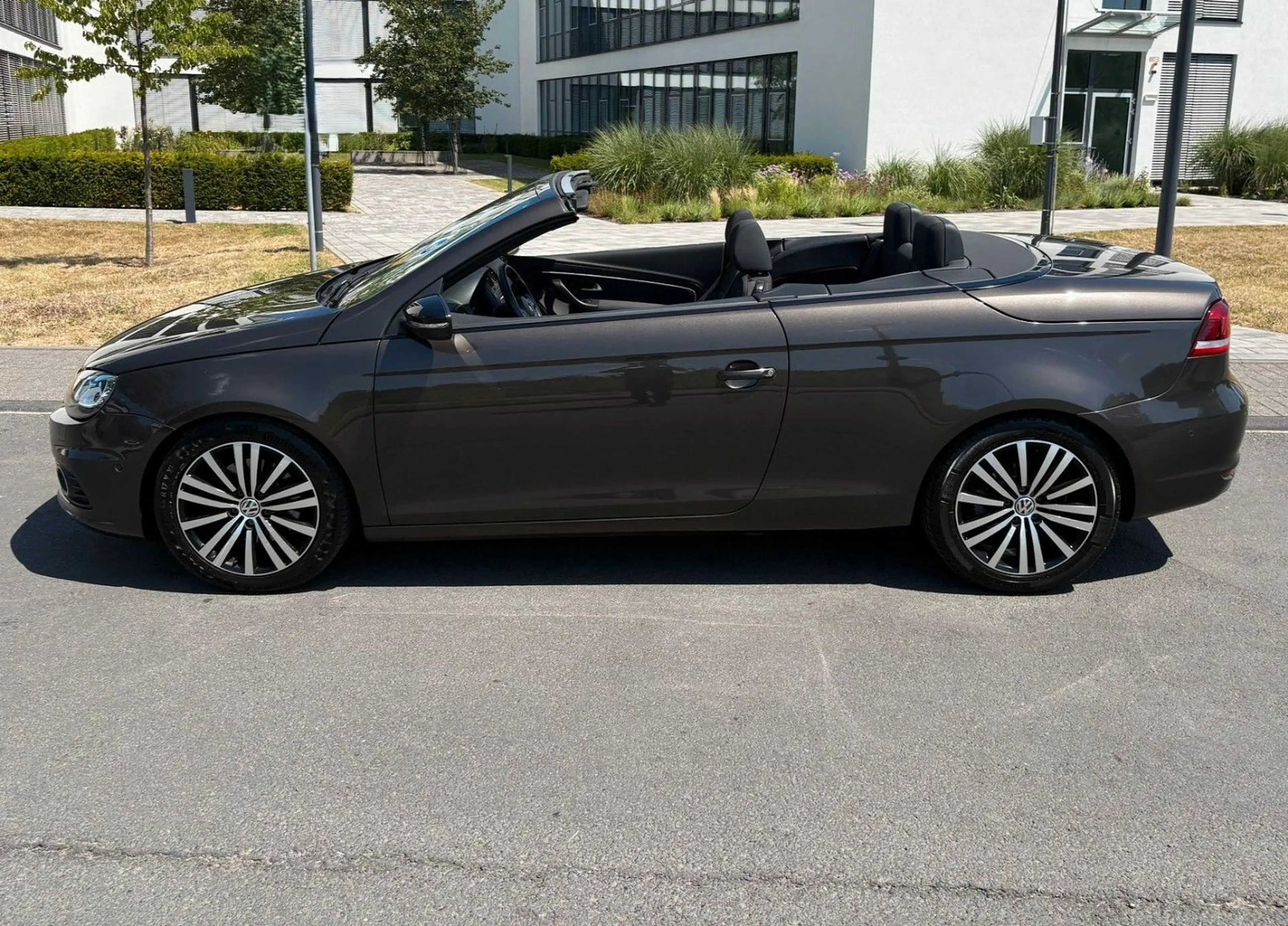 Volkswagen Eos Sport-Paket Black Style Premium,Pano,Autom — photo 12