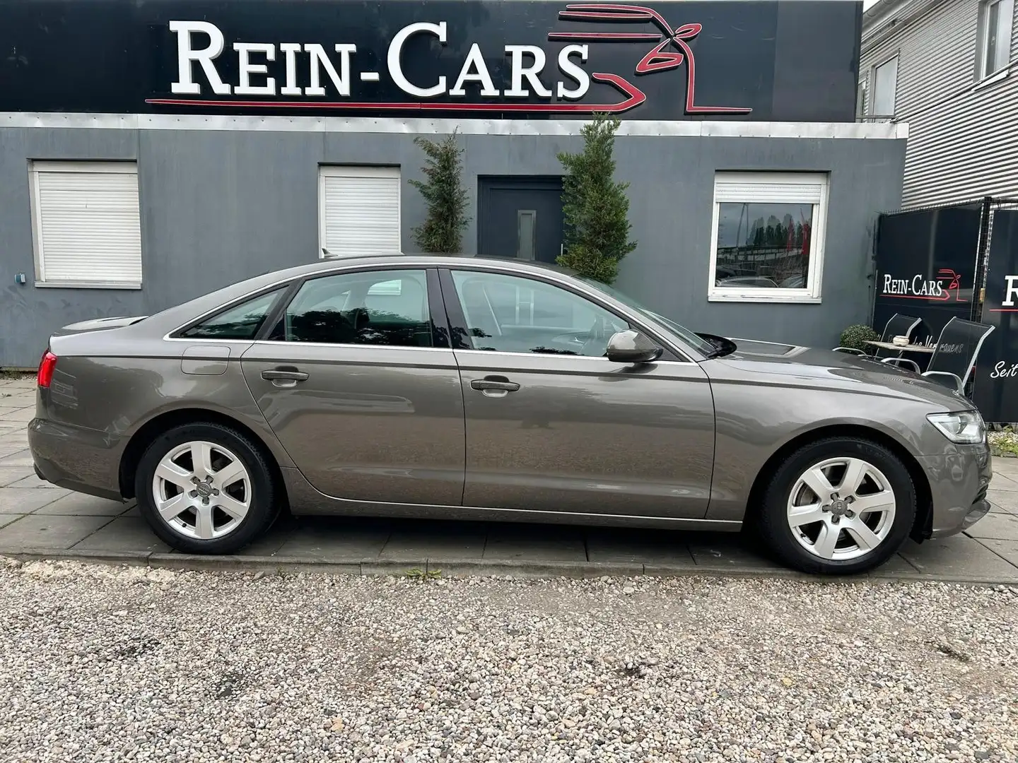 Audi A6 Lim. 3.0 TFSI quattro/I.HAND/LED/NAVI/AHK/SHZ Szürke - 2