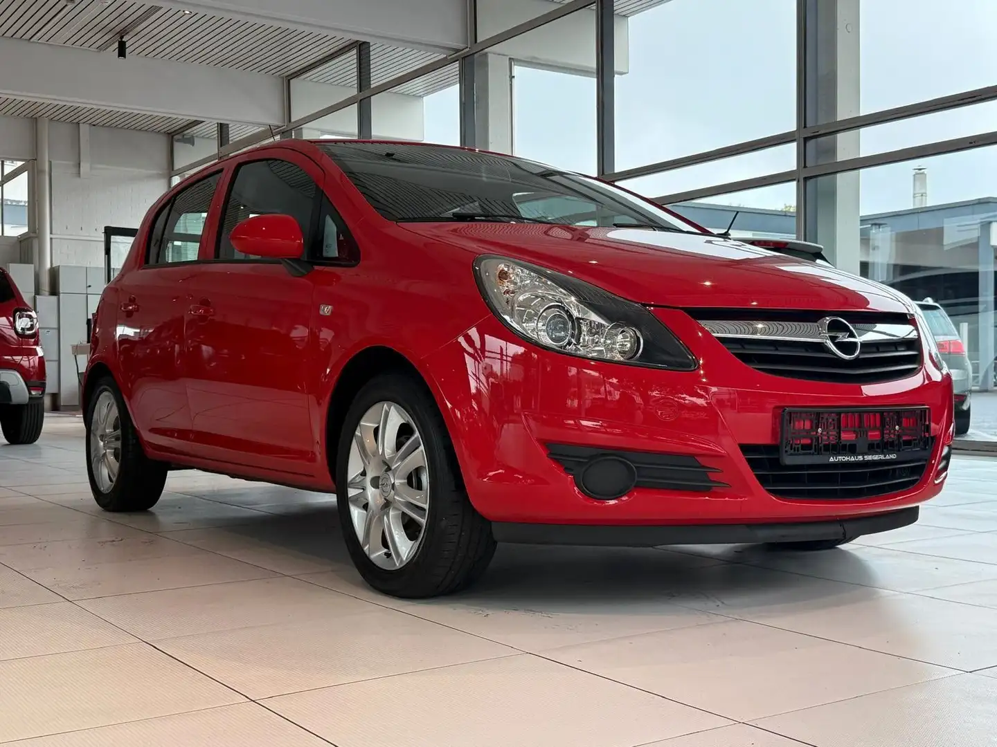 Opel Corsa D Basis Rouge - 2