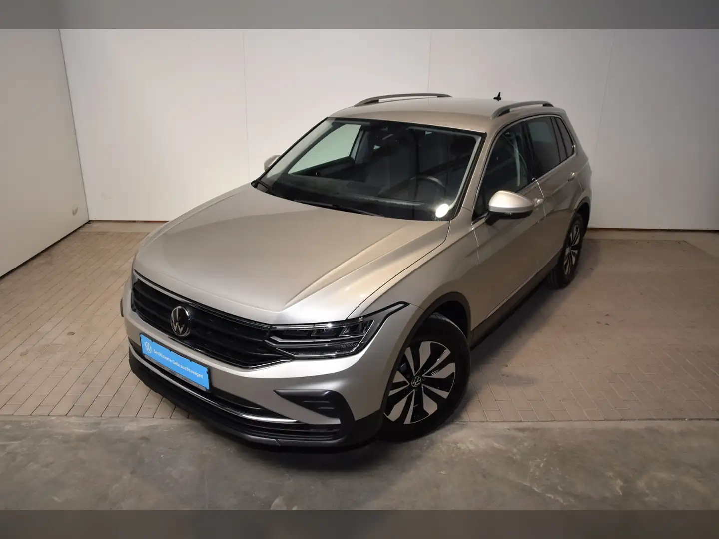 Volkswagen Tiguan TDI Move DSG AHK - RearView Plateado - 2