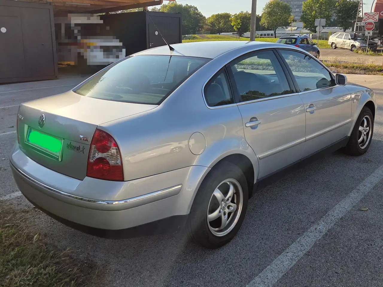 Volkswagen Passat 1,9 TDI PD Highline, foto 7