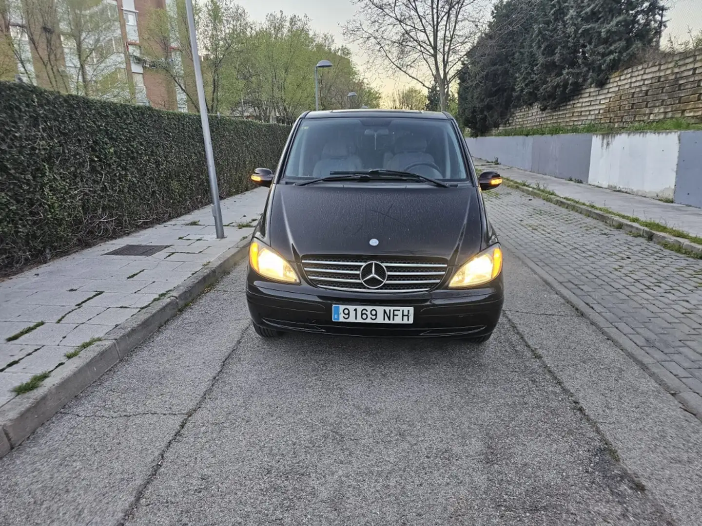 Mercedes-Benz Viano 2.2CDI Ambiente Extralarga Negro - 2