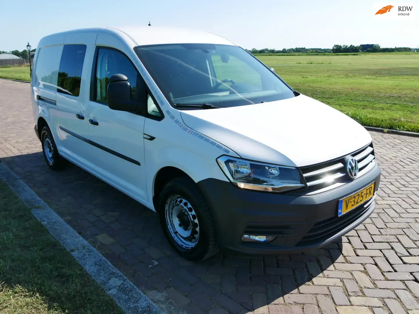 Volkswagen Caddy 2.0 TDI L2H1 75kW Maxi AC NAVI CRUISE ** 6999 EX B Bianco - 1