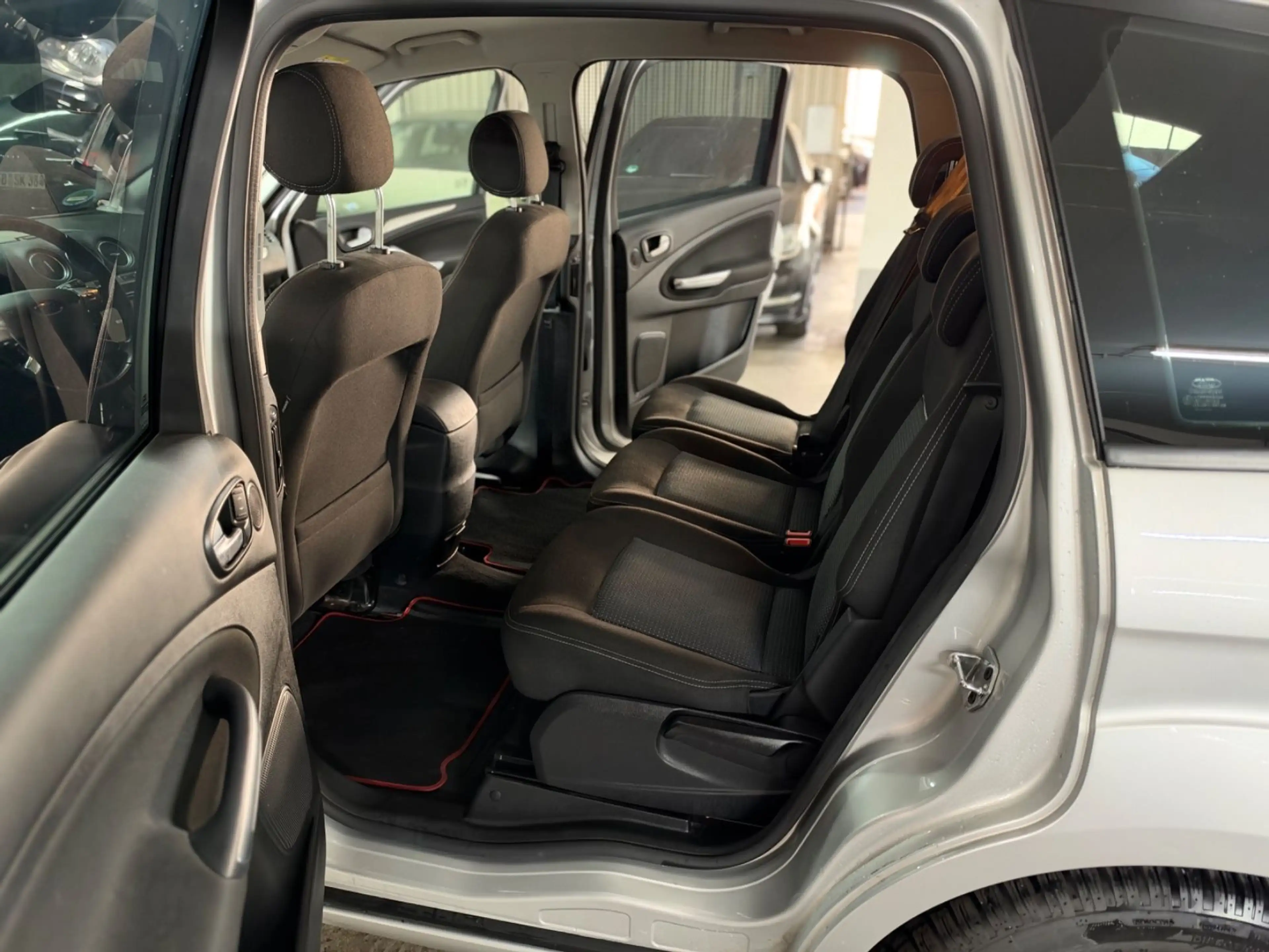 Ford S-Max S-MAX Business Edition KLIMA-EURO5-TÜV-NEU — photo 8