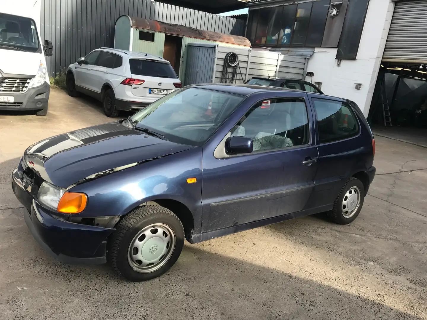 Volkswagen Polo Blau - 1