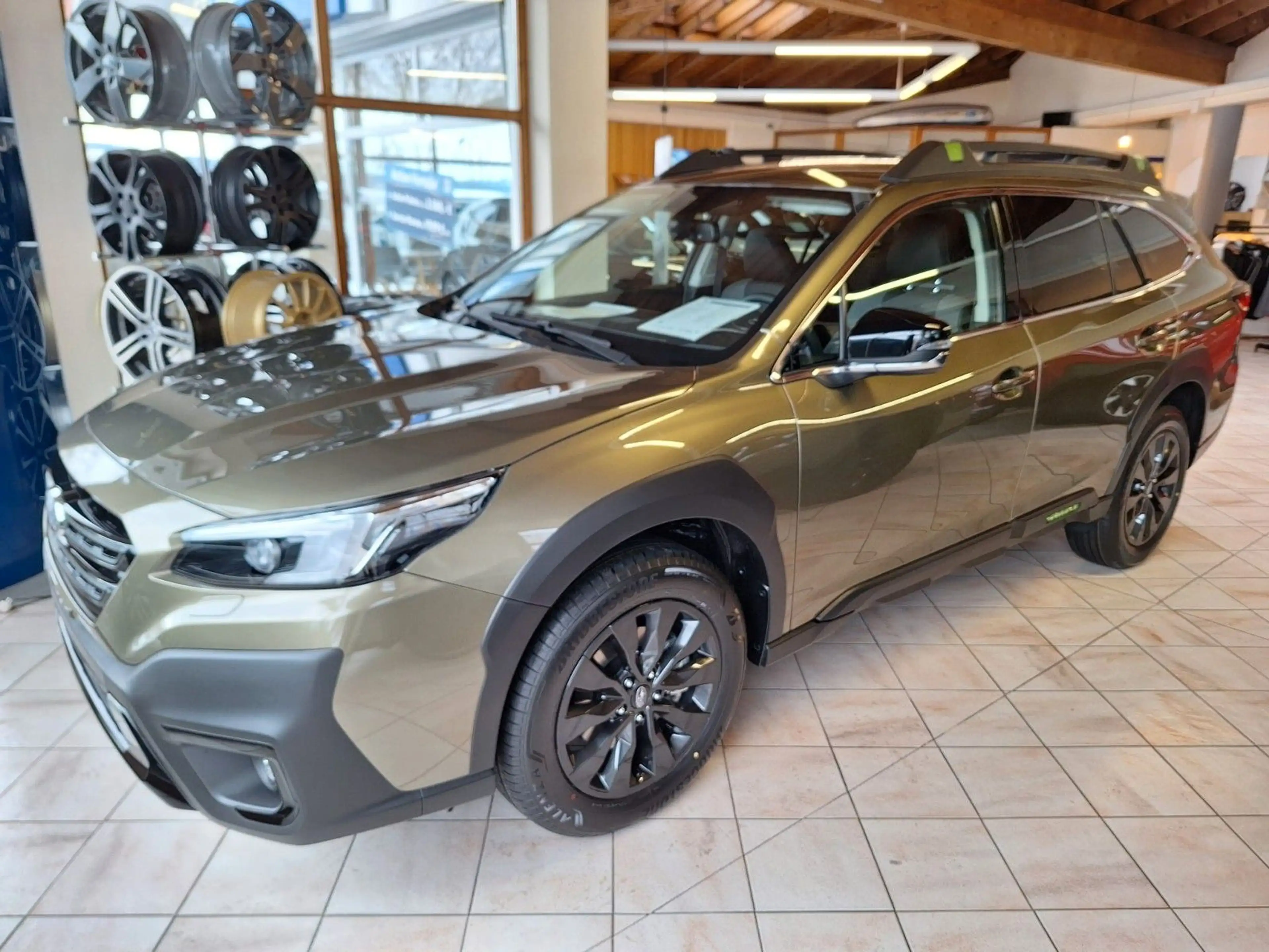 Subaru OUTBACK 2.5i Exclusive Cross Lineartronic