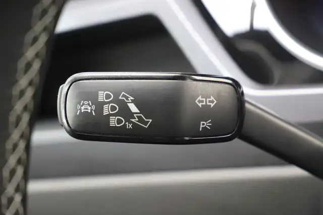 Volkswagen Touran view 21