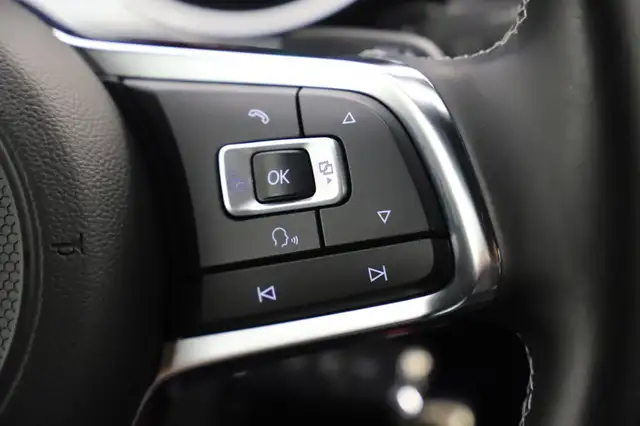 Volkswagen Touran view 25