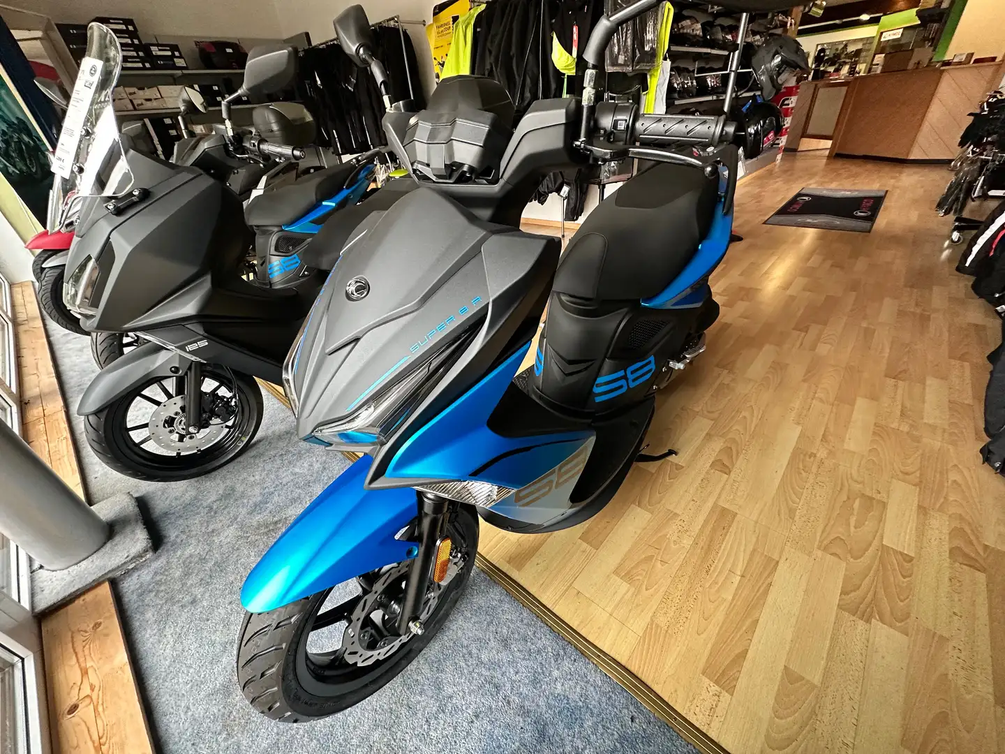 Kymco Super 8 R 50i Bleu - 1
