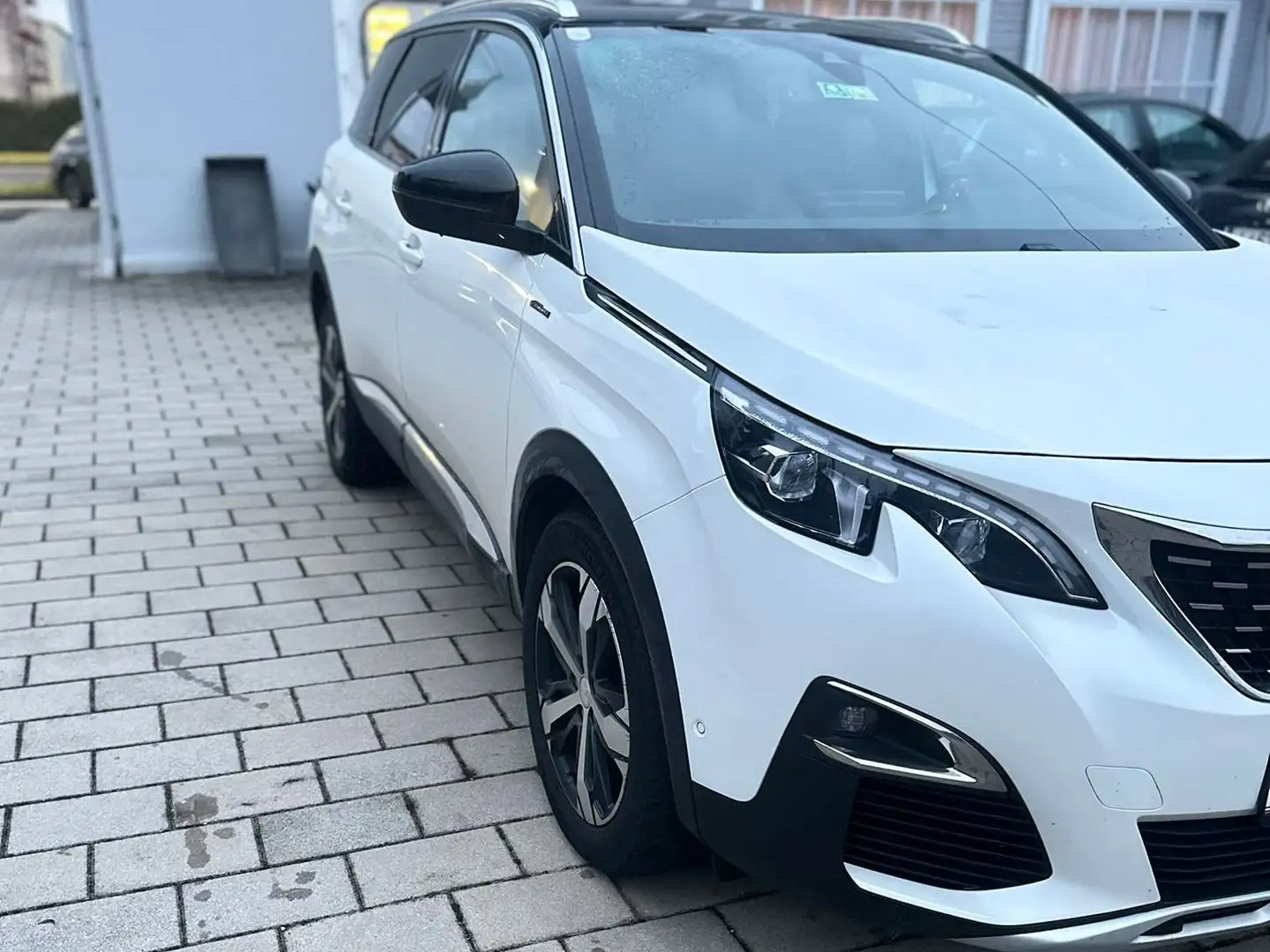 Peugeot 5008 5008 1,2 PureTech 130 S Weiß - 1