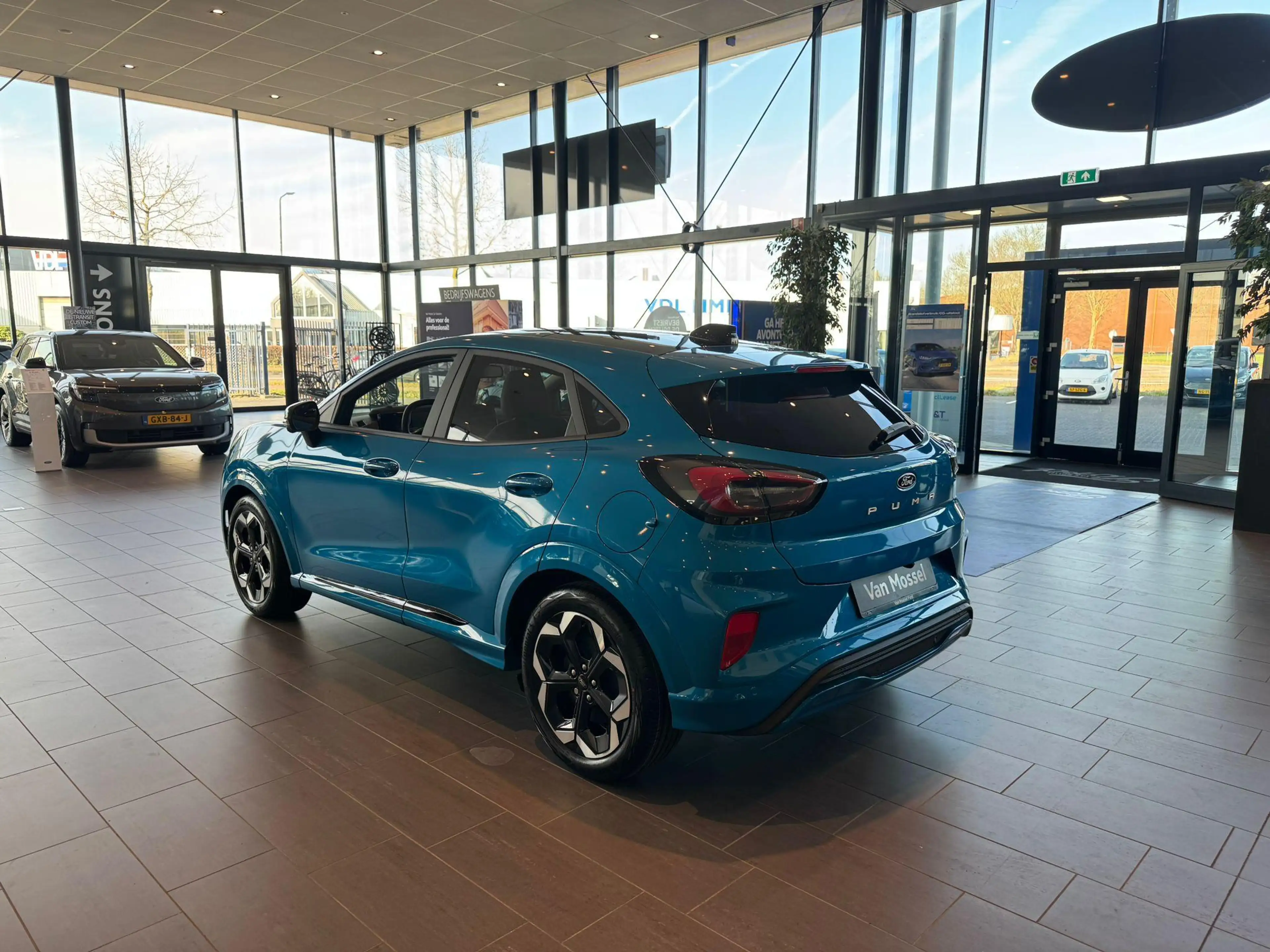 Ford Puma Gen-E Premium | VOORRAAD! | Driverpack | Winterpack | Pa — photo 3