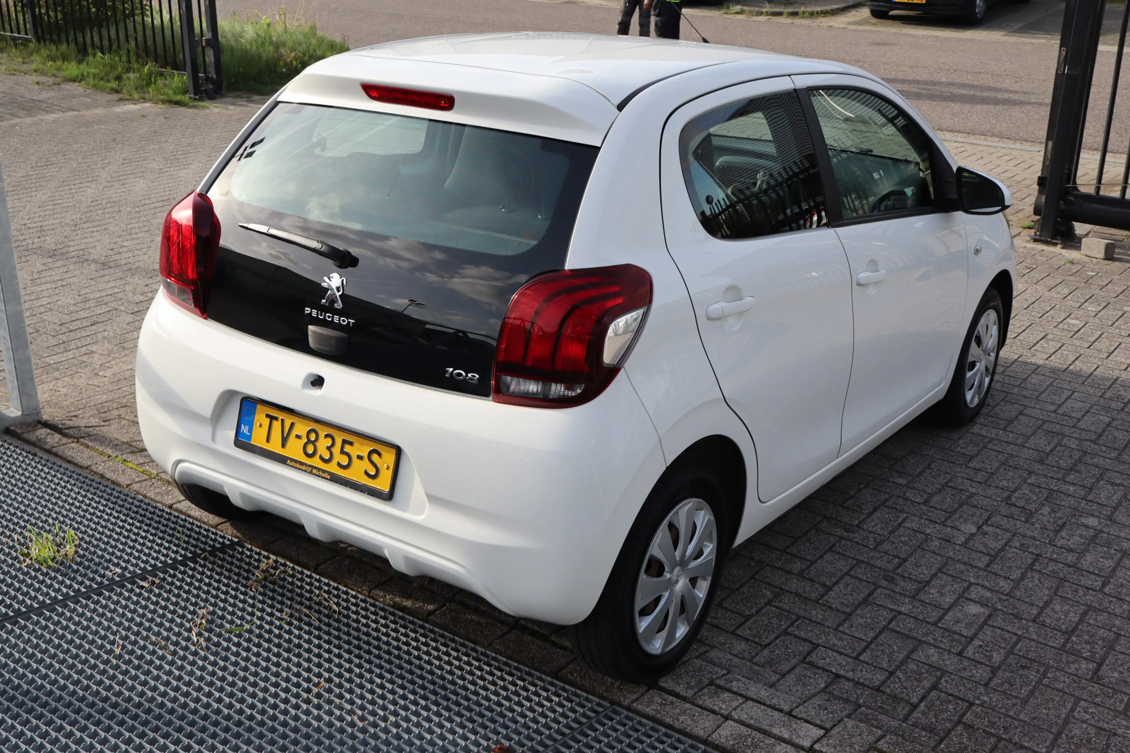 Peugeot 108 1.0 e-VTi Active Nederlandse Auto/Airco/Elektrisch — photo 8