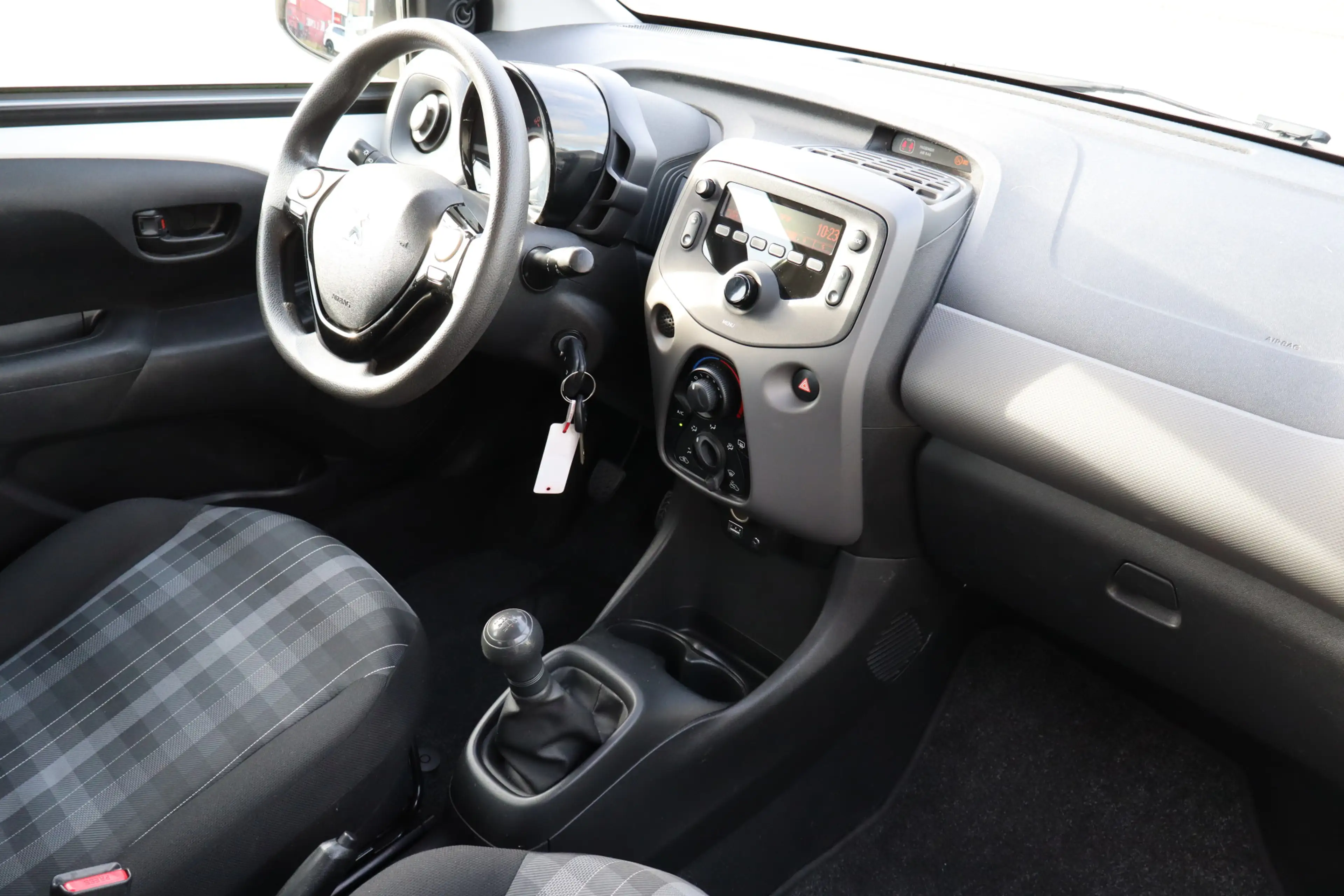 Peugeot 108 1.0 e-VTi Active Nederlandse Auto/Airco/Elektrisch — photo 2