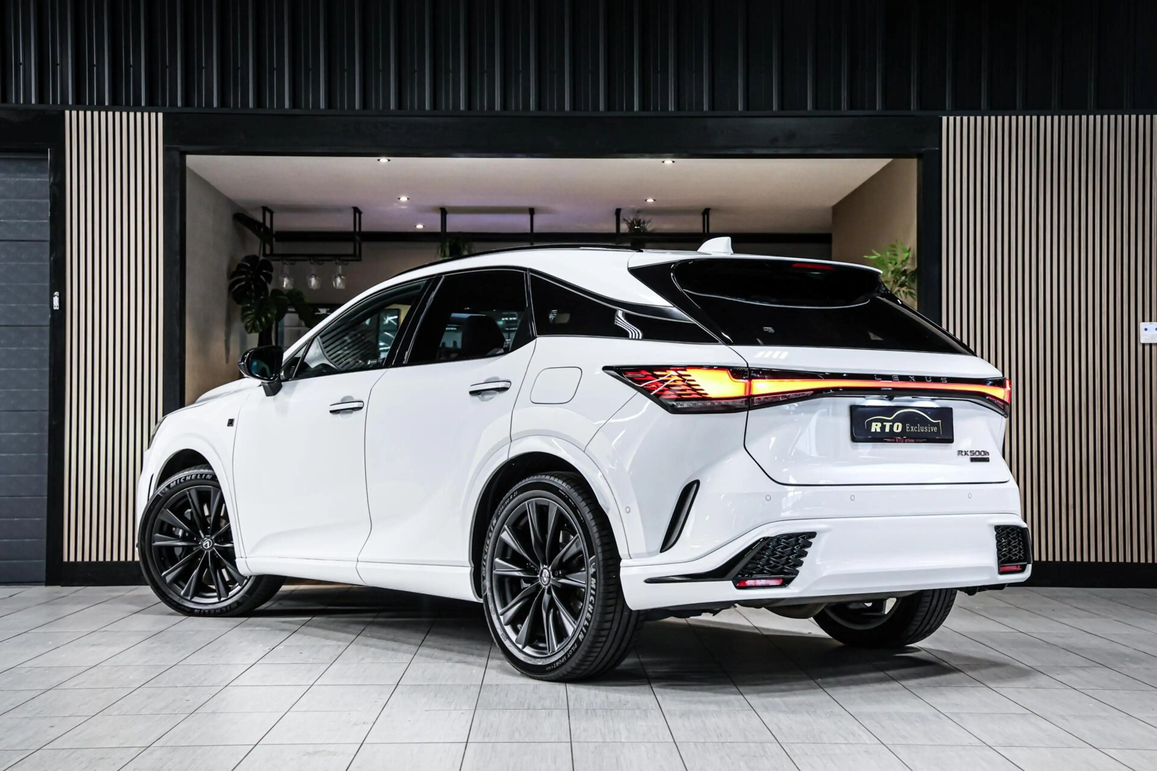 Lexus RX 500h F Sport Line|Pano|Leer|360 Camera|Stuur/Stoelverwa — photo 4