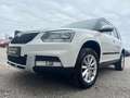 Skoda Yeti 2.0TDI Active Outdoor 4x4 *1-Besitz*Finanzierung* Weiß - thumbnail 2