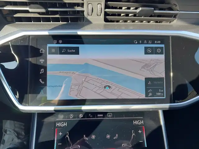 Audi A6 view 12
