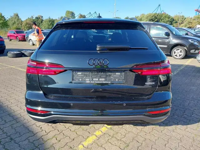 Audi A6 view 8