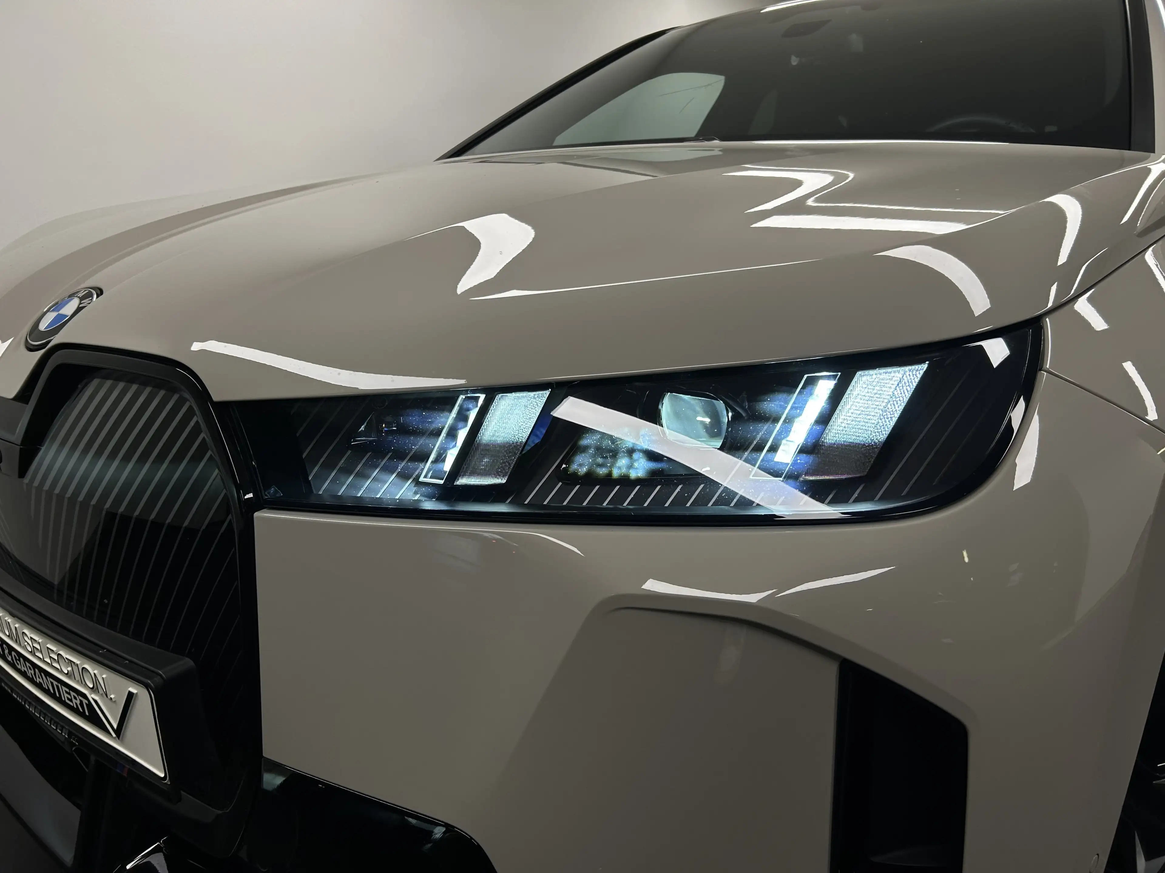 BMW iX xDrive45 M Sportpaket Harman/Kardon AHK DAB LED Ko — photo 8