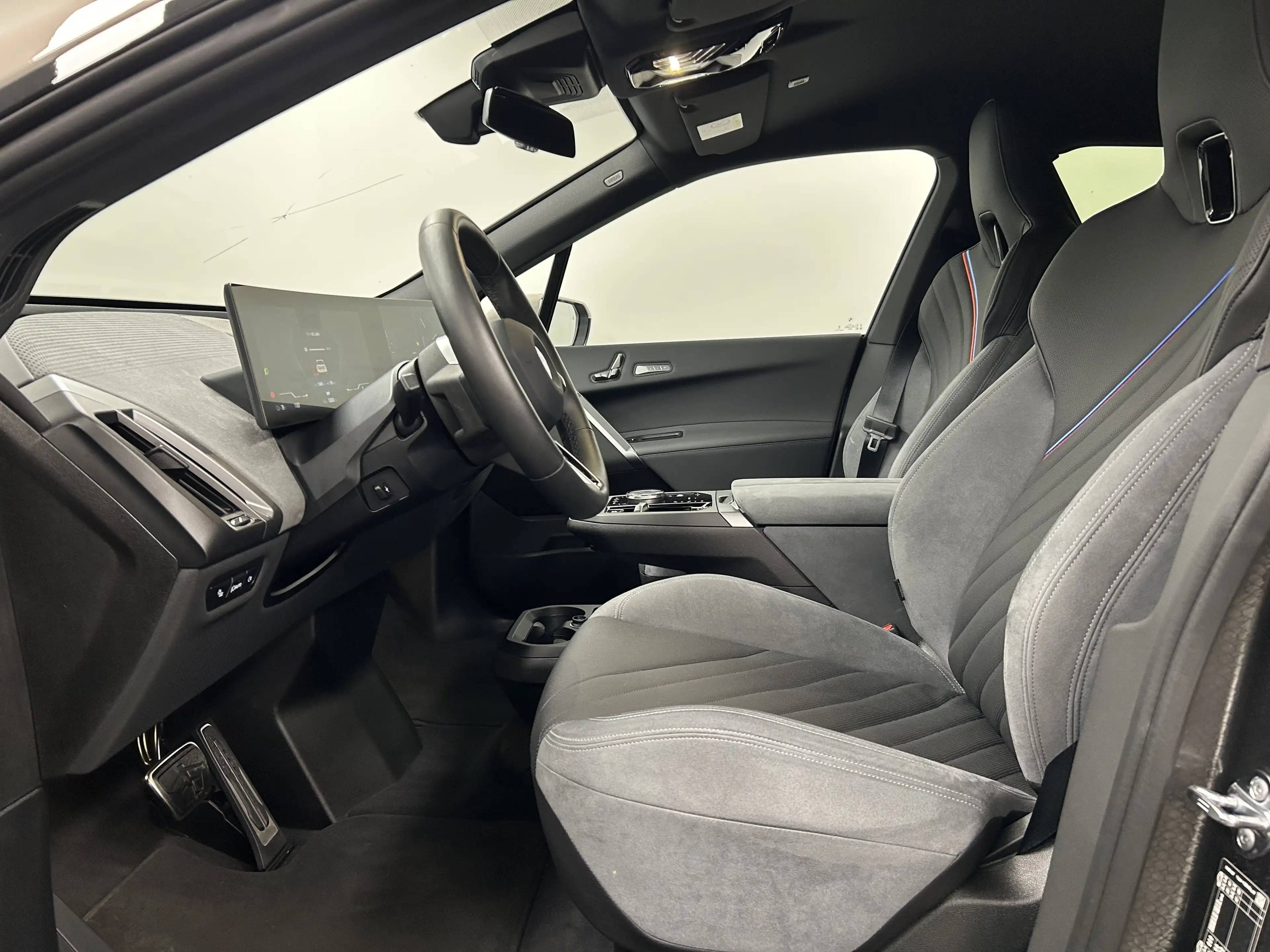 BMW iX xDrive45 M Sportpaket Harman/Kardon AHK DAB LED Ko — photo 4